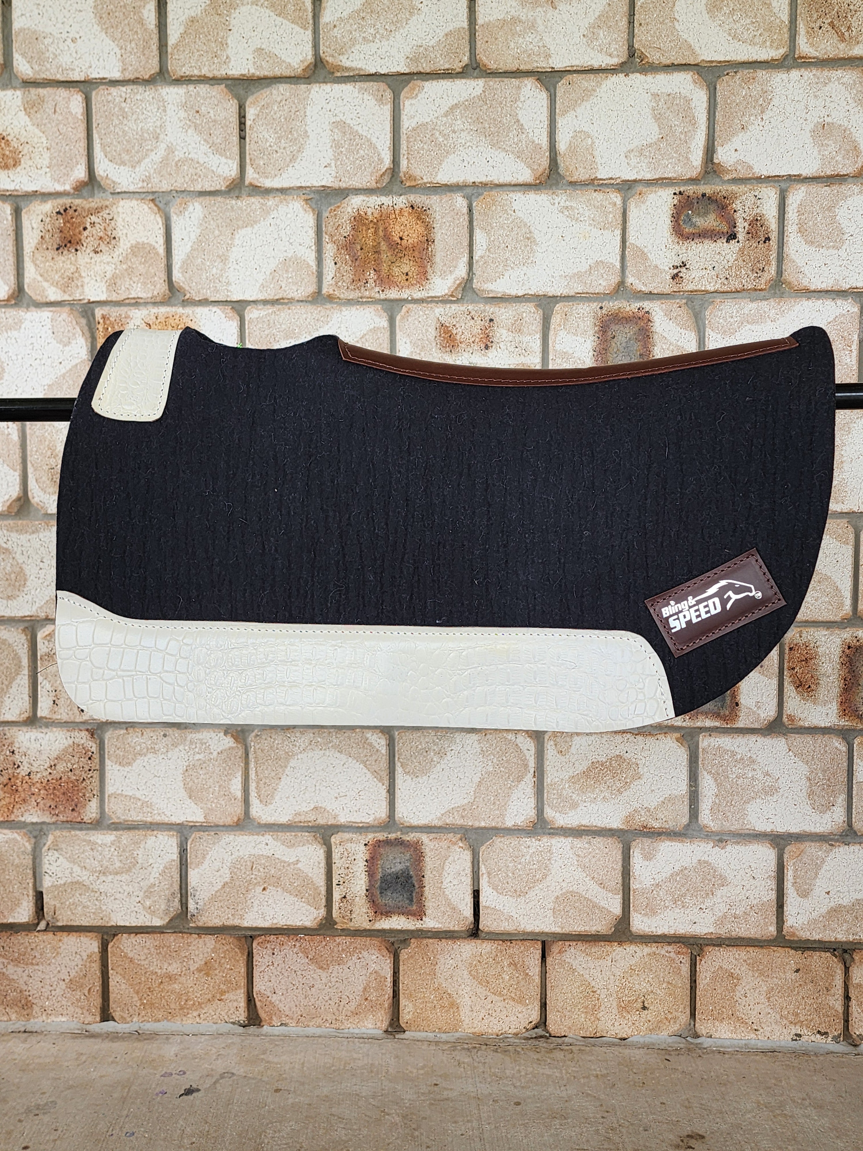 Standard Wither Relief - Round Skirt Merino Wool Barrel and Fender Saddle Pad - Black with White Croc