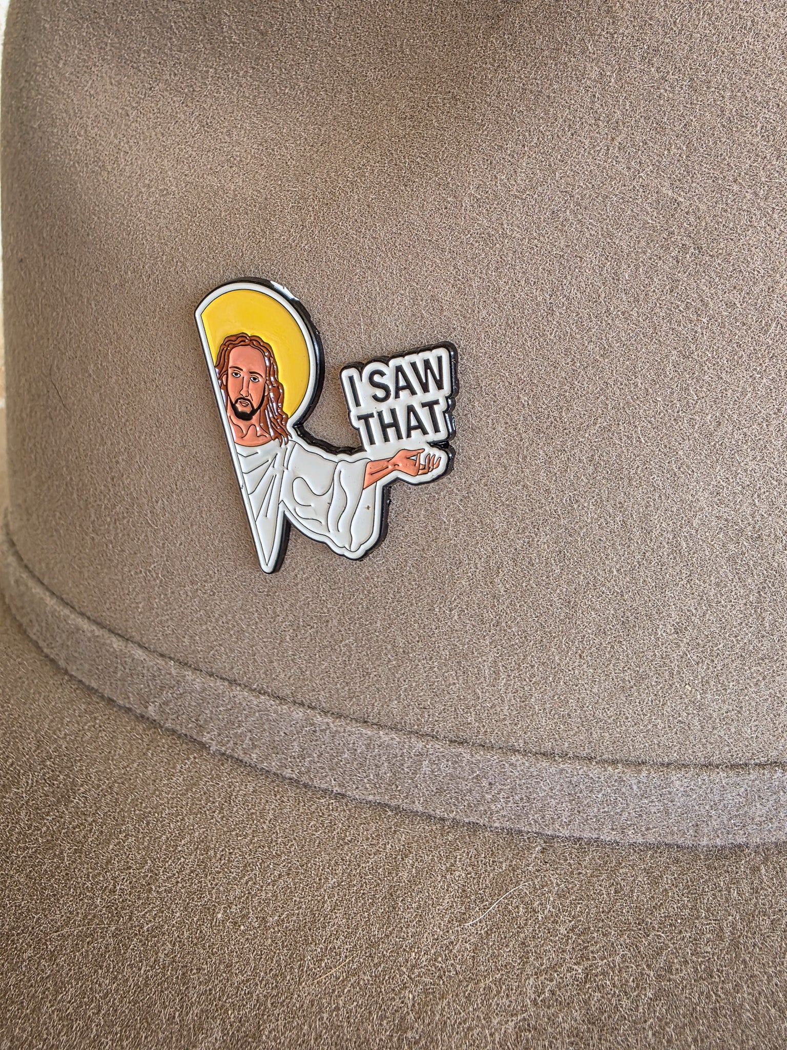 I saw that - Enamel Hat Pin