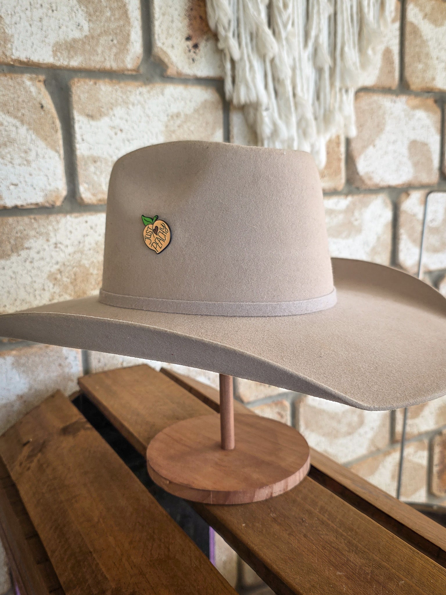 Just Peachy - Enamel Hat Pin