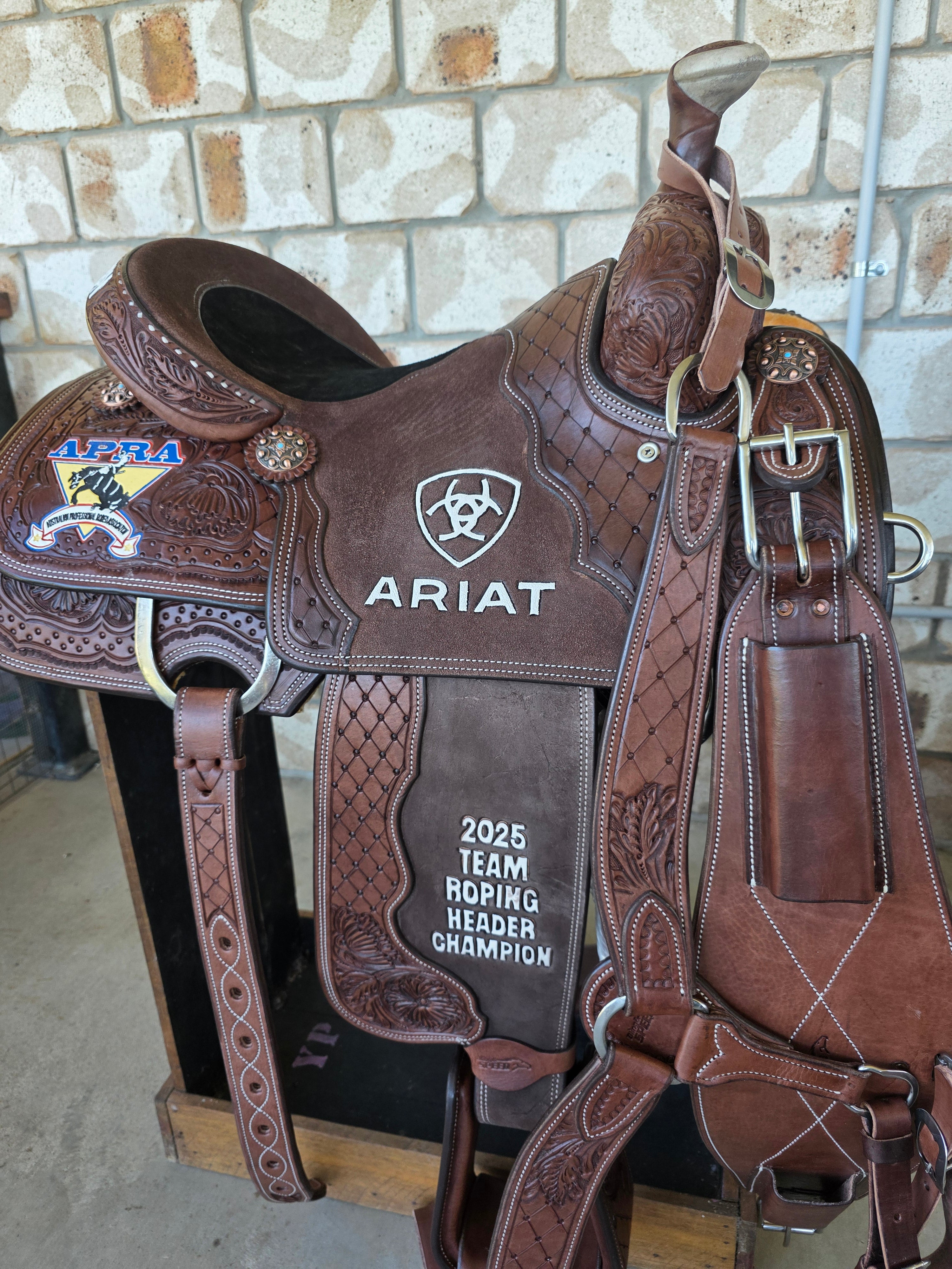 Bling & Speed Rope, Cutting & Steer Wrestling Trophy Saddles