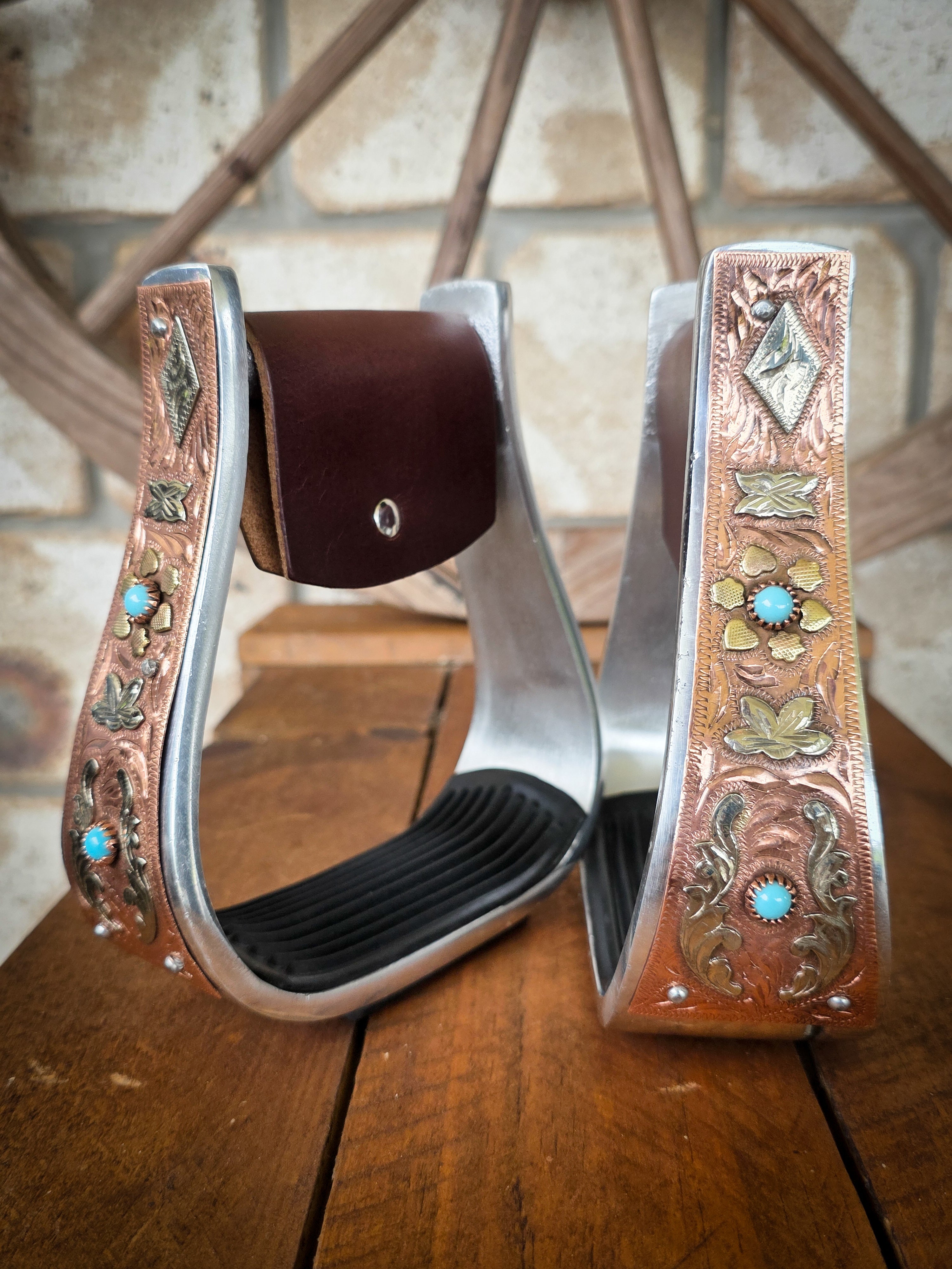 Diamond Ridge Stirrups