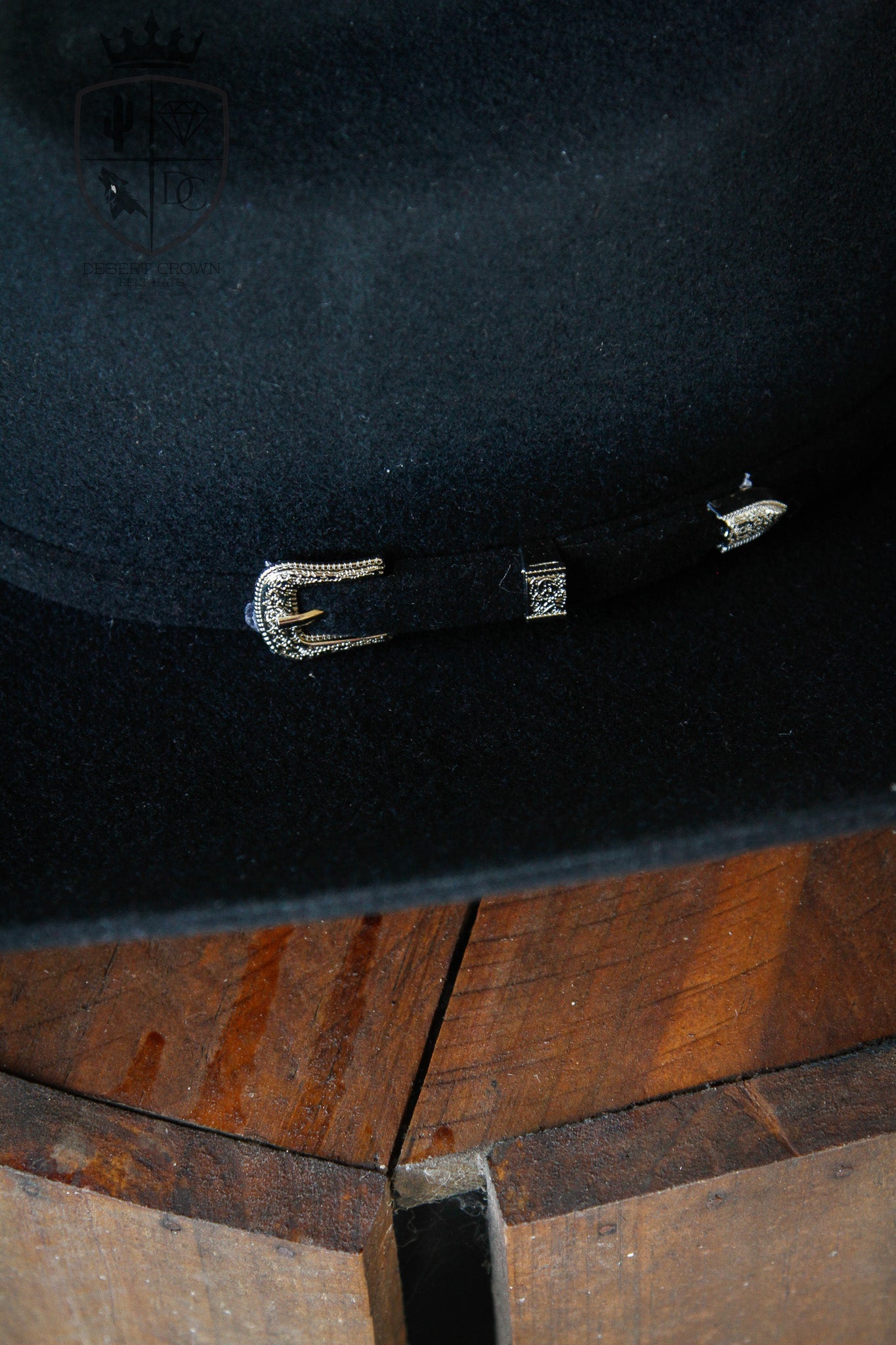 Desert Crown Felt Hat - Black