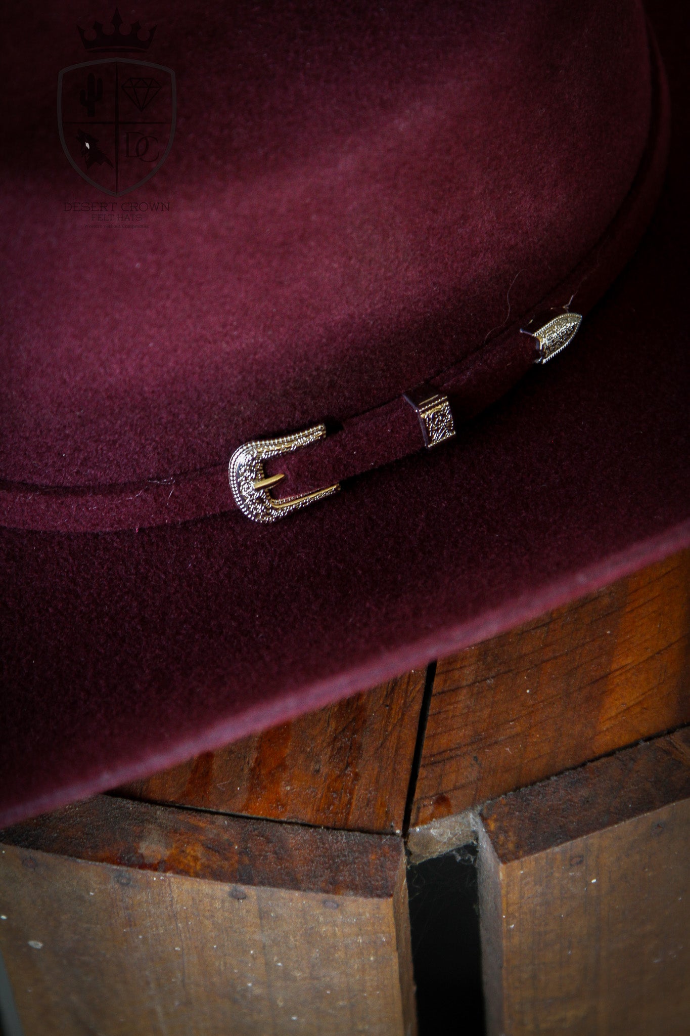 Desert Crown Felt Hat - Burgundy