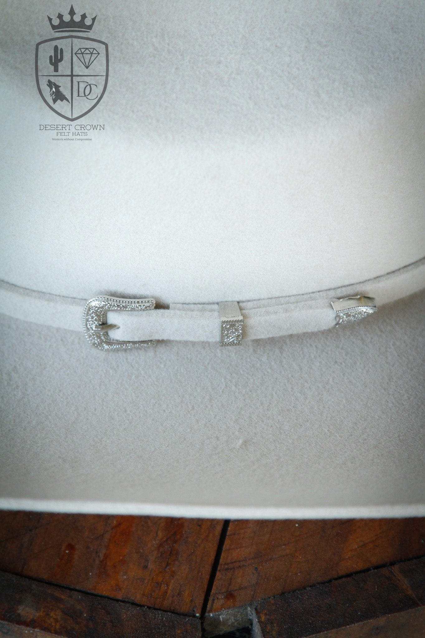 Desert Crown Felt Hat - Beige