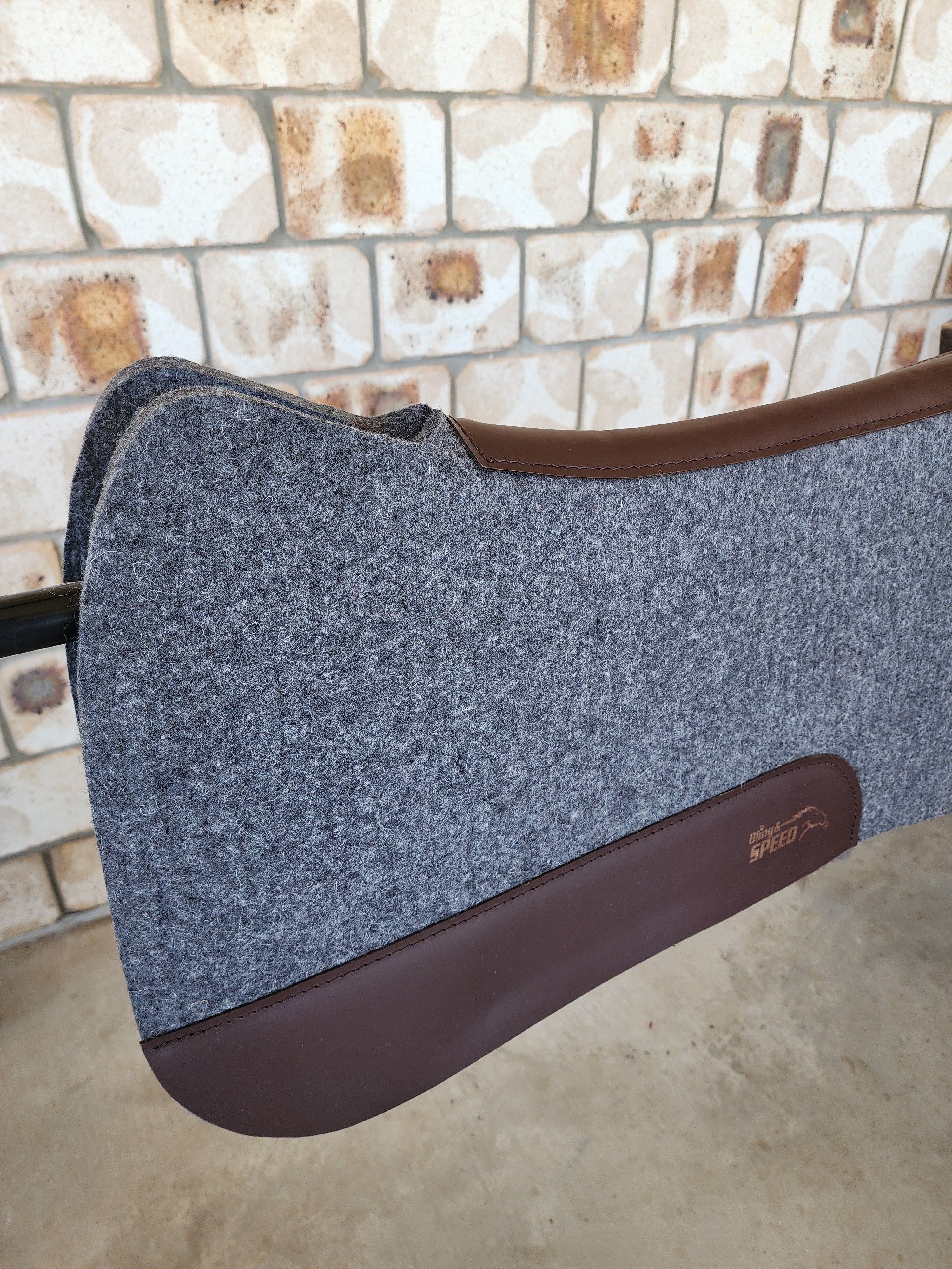 Full Wither Relief Merino Wool Felt Saddle Pad - Charcoal