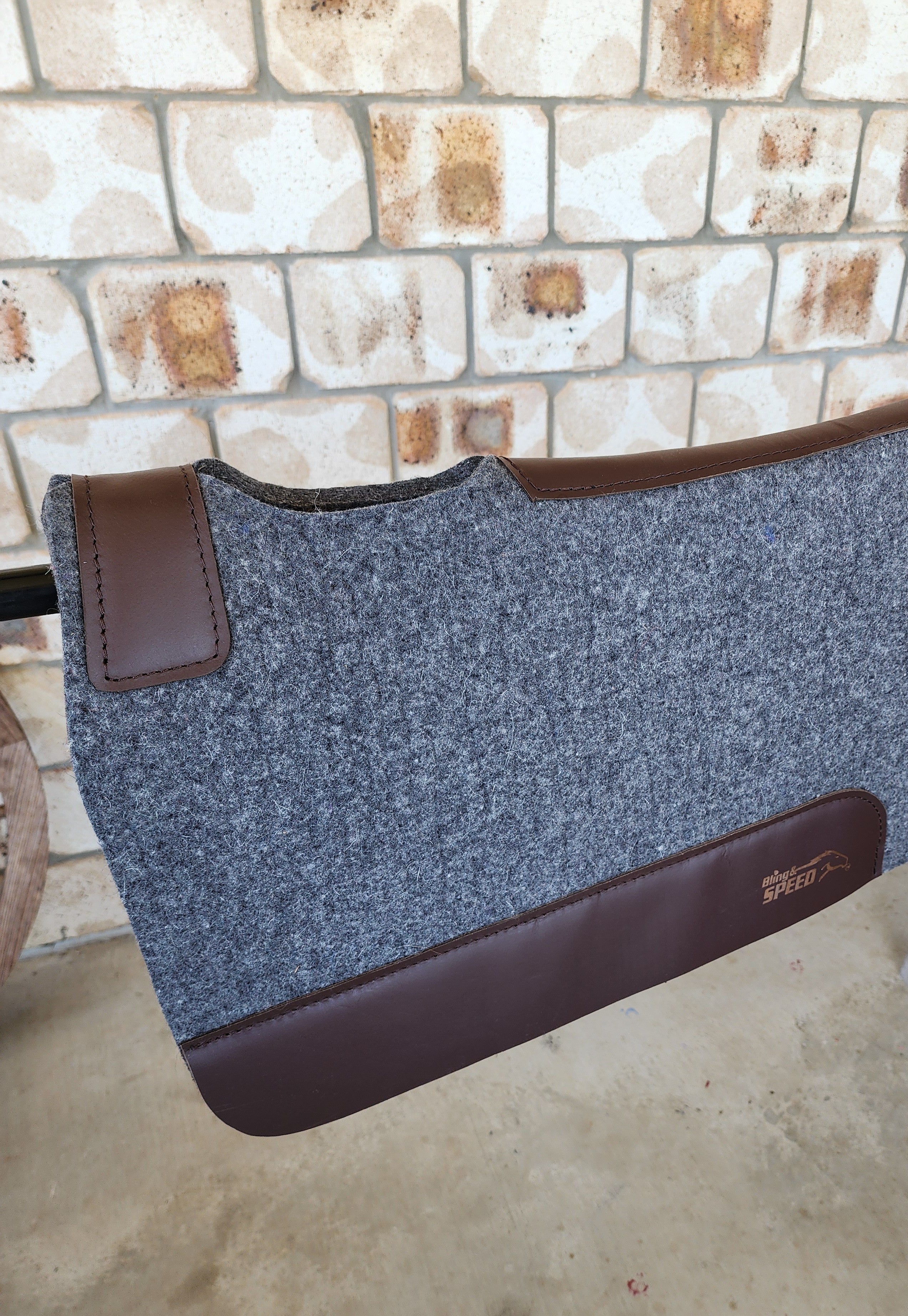 Standard Wither Relief - The Barrel Racer Merino Wool Felt Saddle Pad - Charcoal