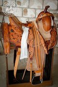 Load image into Gallery viewer, Lone Coyote Fully Mounted Barrel Saddle Package – 14.5"