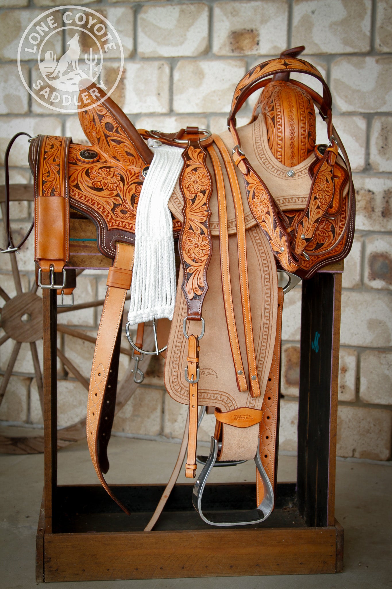 Lone Coyote Fully Mounted Barrel Saddle Package – PREORDER