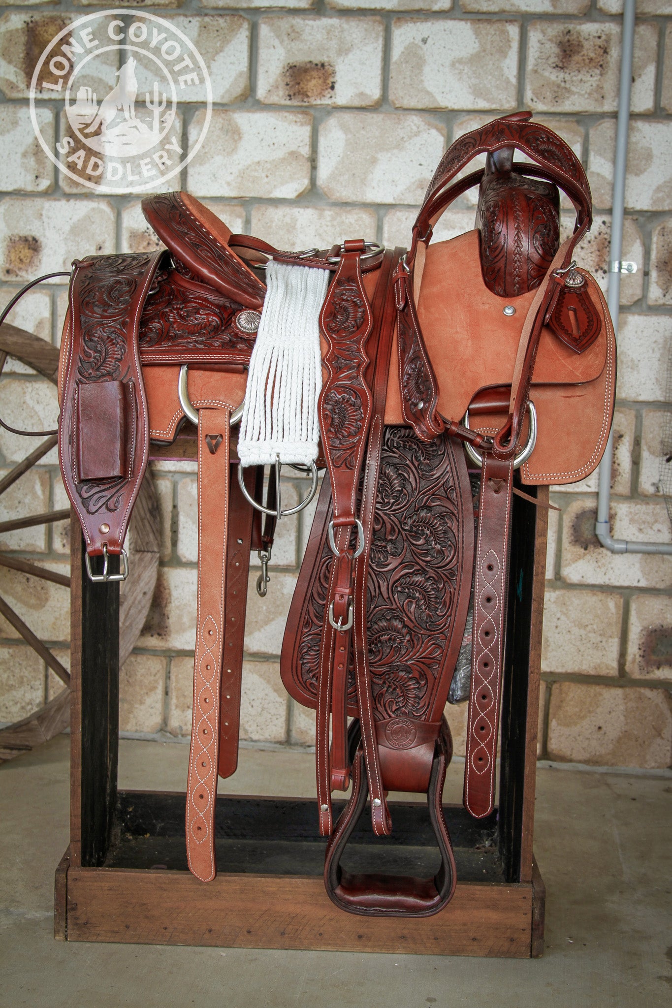 Lone Coyote Fully Mounted Roping Saddle Package - 14.5"