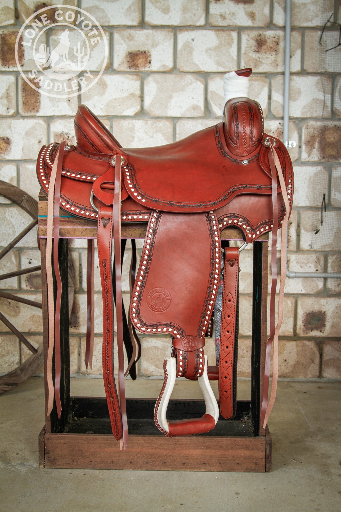 Lone Coyote Fully Mounted Ranch Saddle Set – 15"