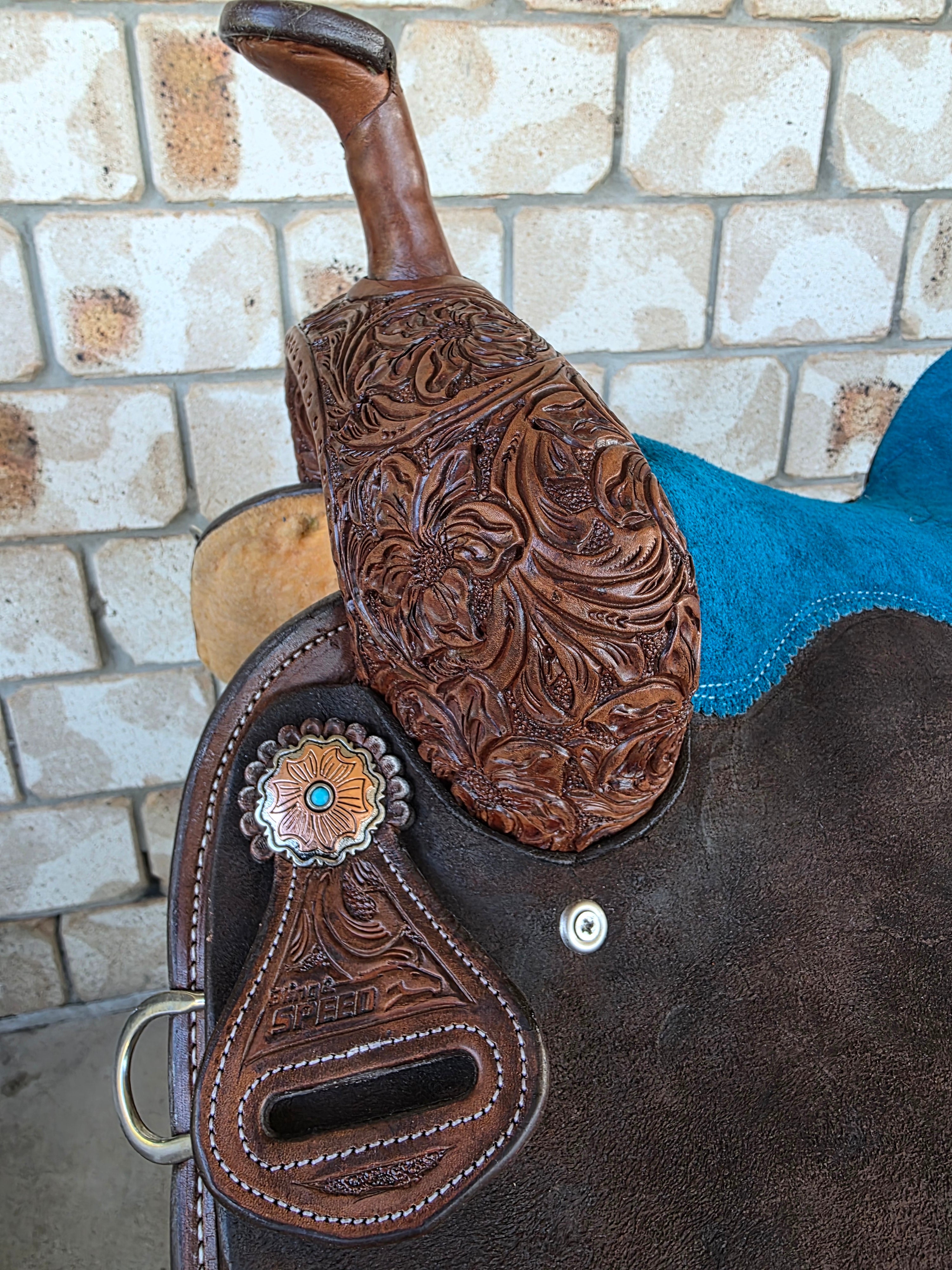Leather Barrel Saddle - 16" Seat