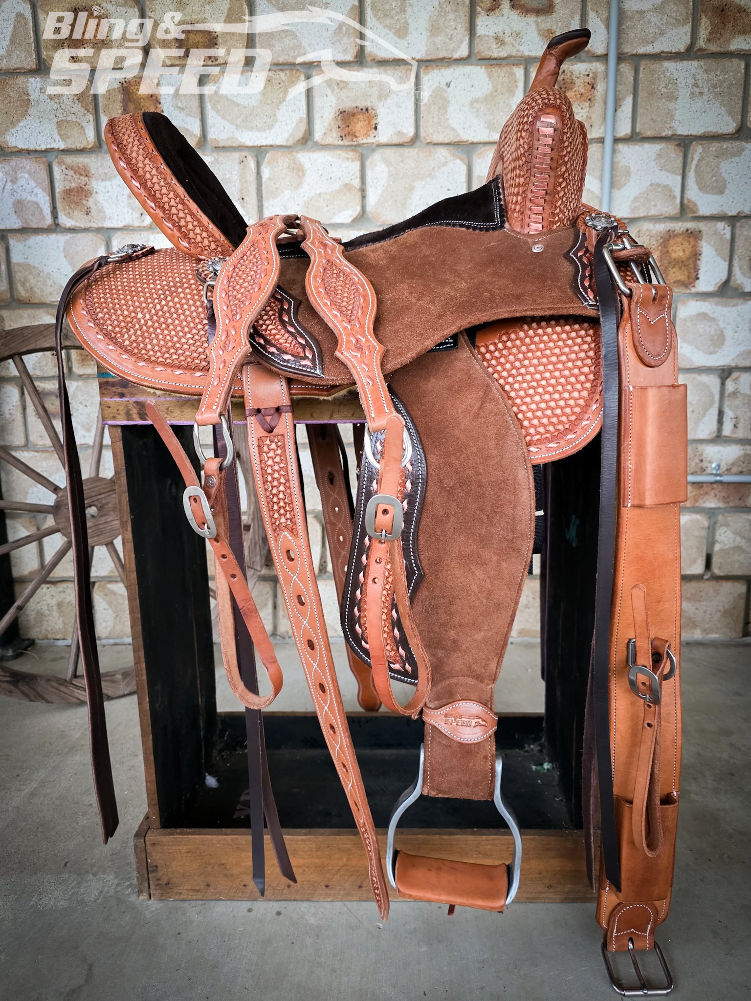 Neoprene & Leather Combo Barrel Saddle – 16” Seat, FQHB, 7" Gullet