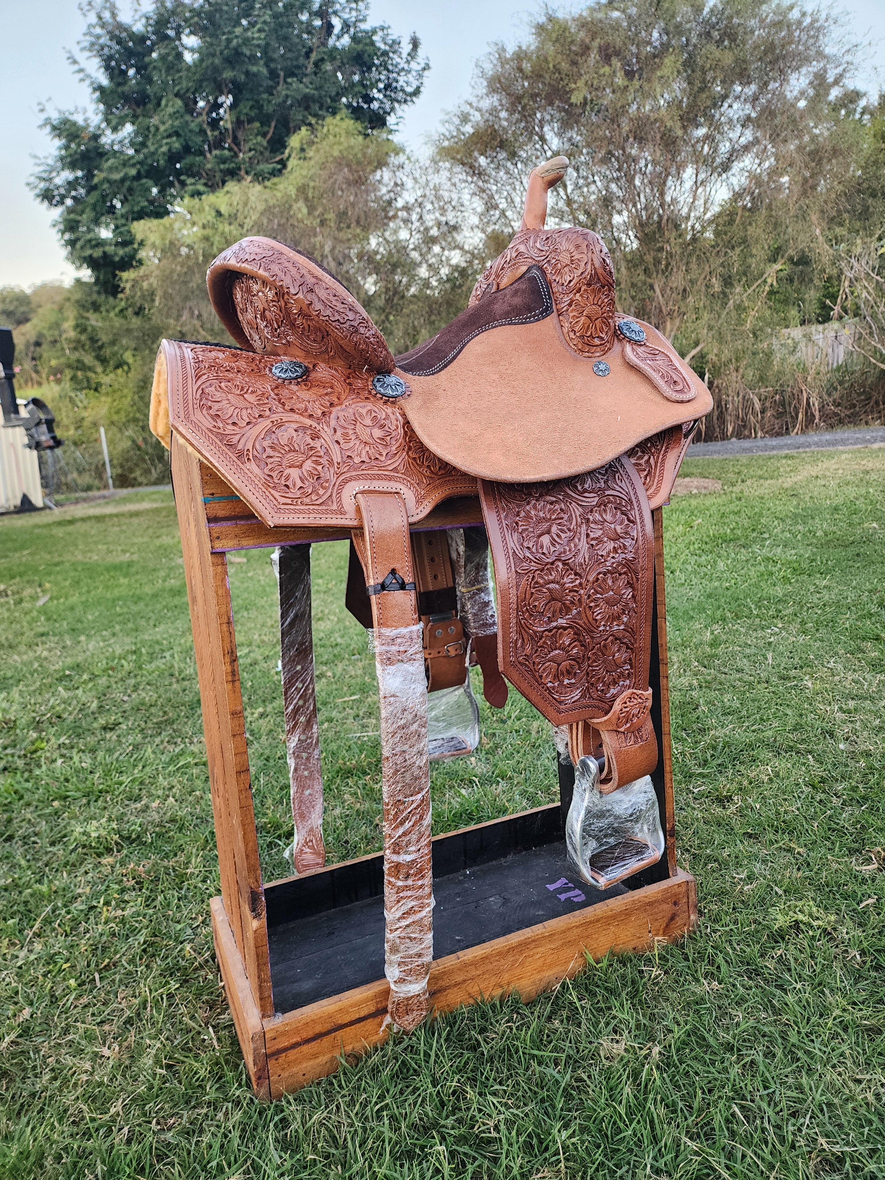 Leather Barrel Saddle - LBS7