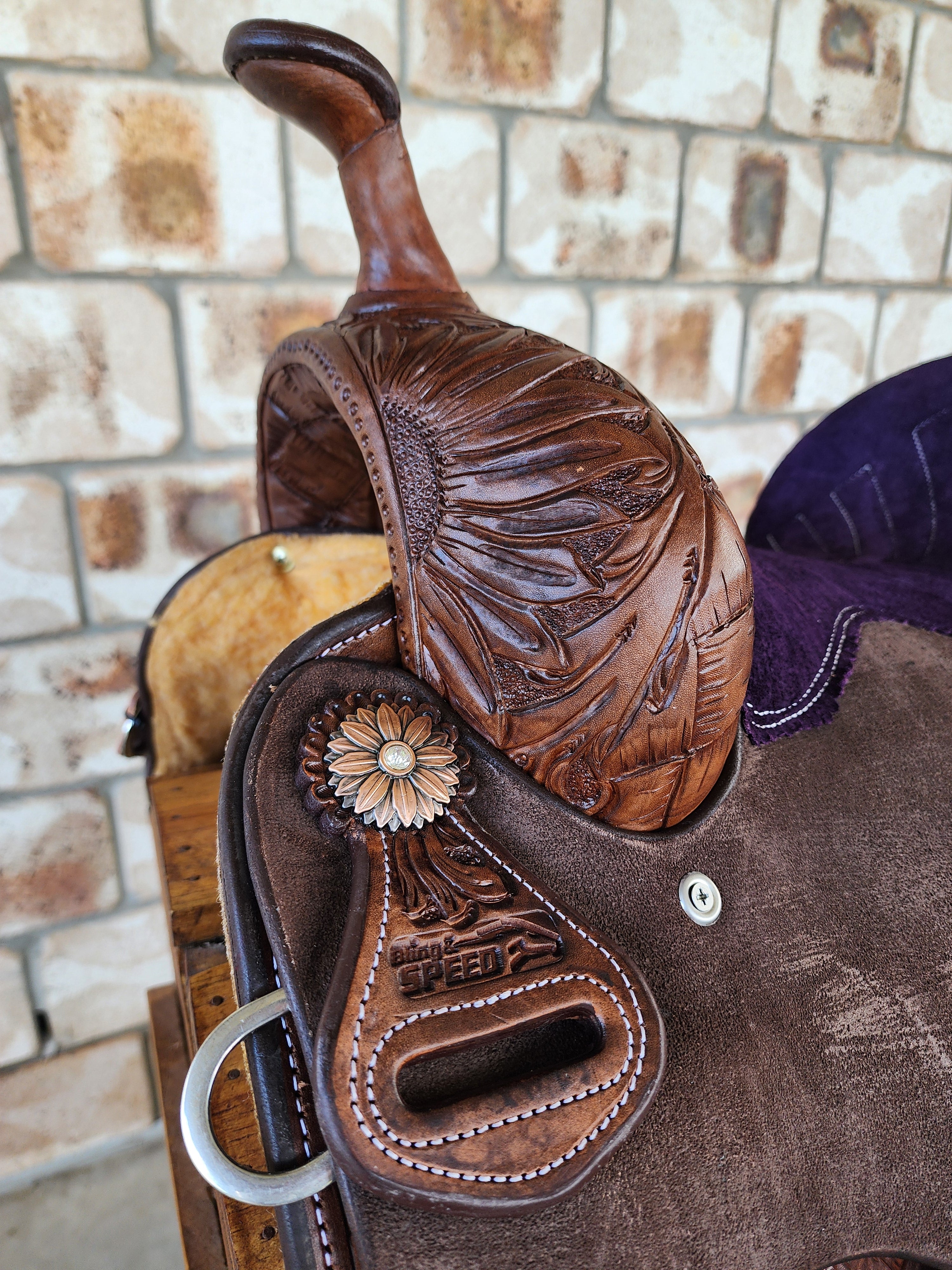 Leather Barrel Saddle - Sunny Days 14.5" FQHB, 7" Gullet