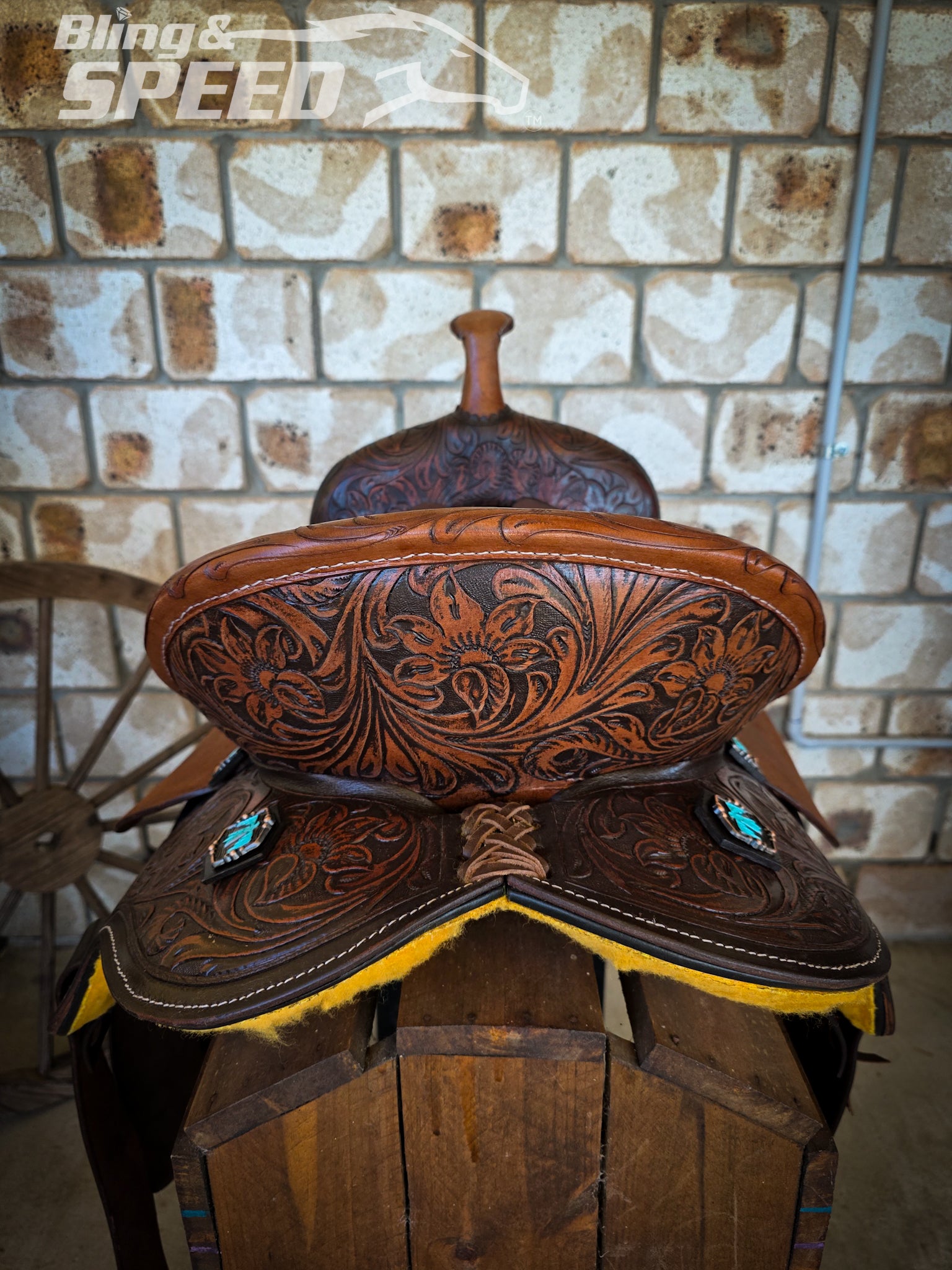Leather Barrel Saddle - 15" Seat. FQHB 7" Gullet