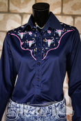 Load image into Gallery viewer, Cow Skull Arena Shirt - Navy (7873212219630)
