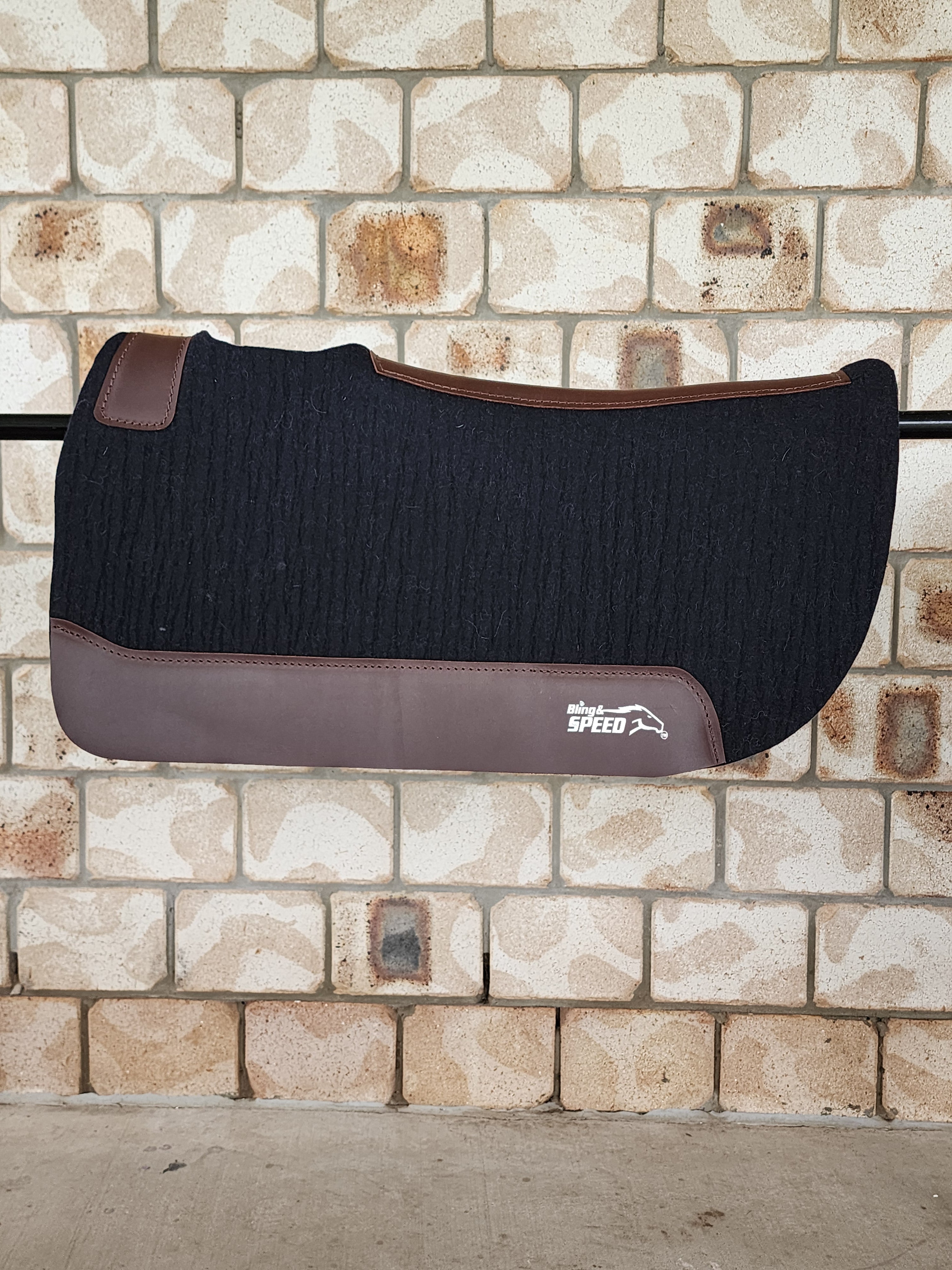 Standard Wither Relief - Round Skirt Merino Wool Barrel and Fender Saddle Pad - Black