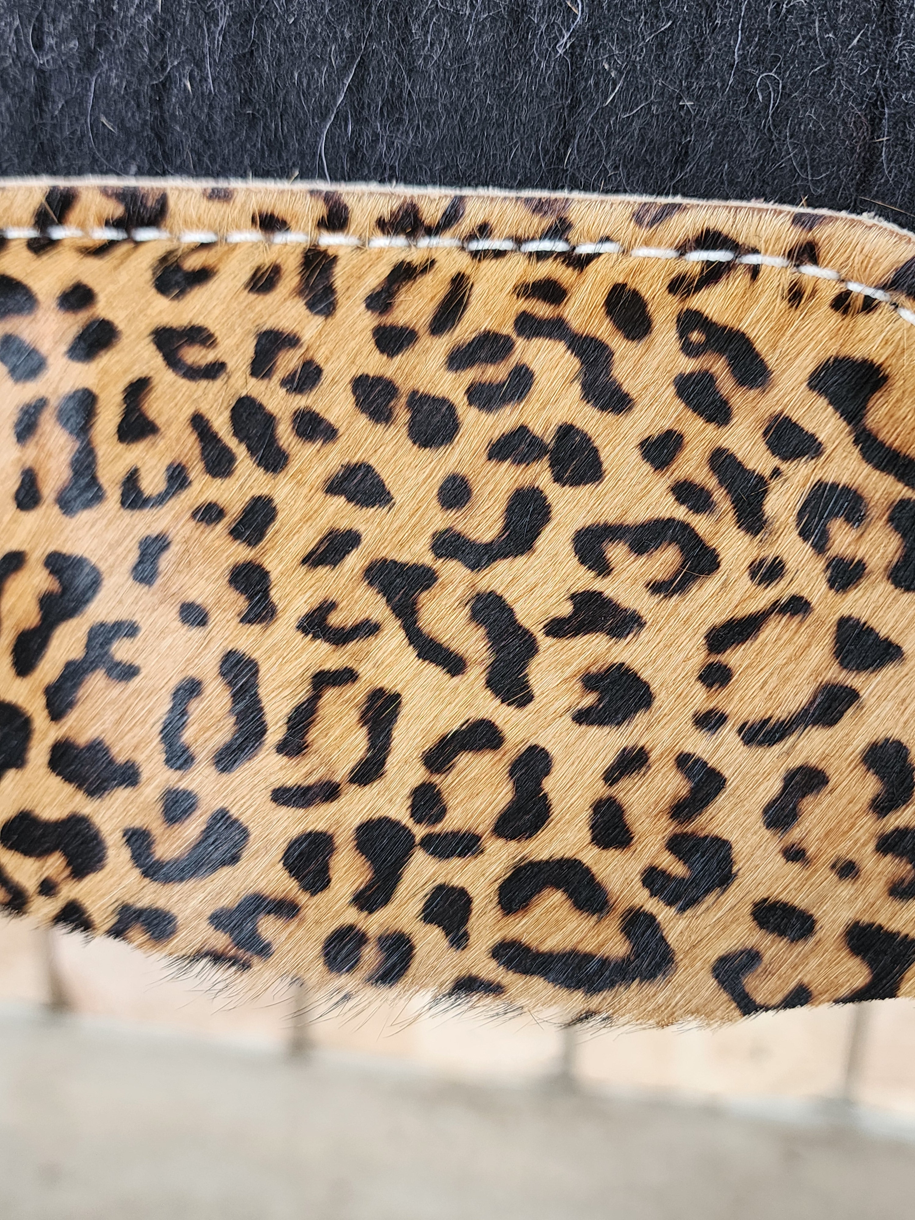 Standard Wither Relief - Round Skirt Merino Wool Barrel and Fender Saddle Pad - Black with Cheetah