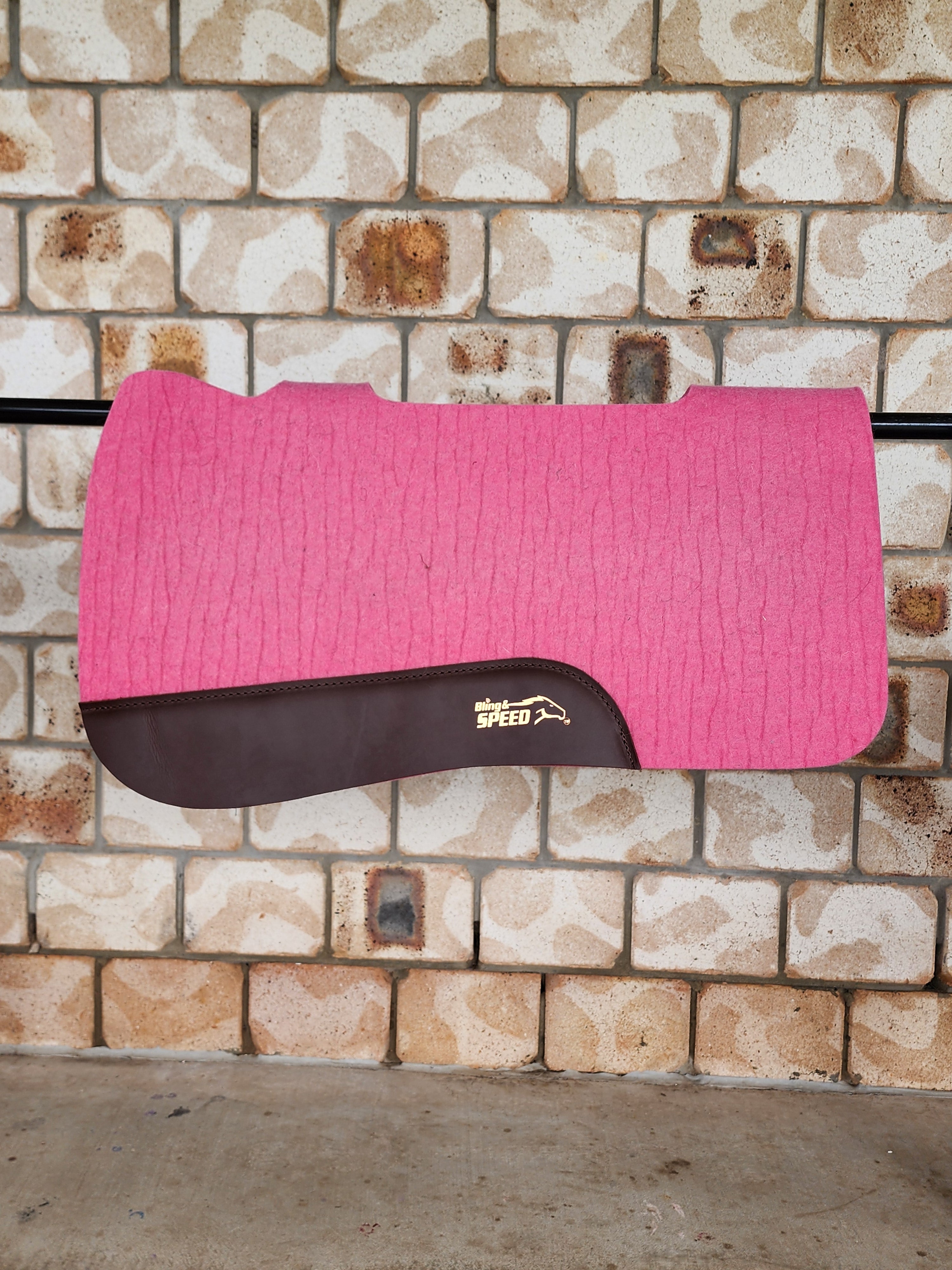Full Wither and Spine Relief Merino Wool Felt Saddle Pad - Pink