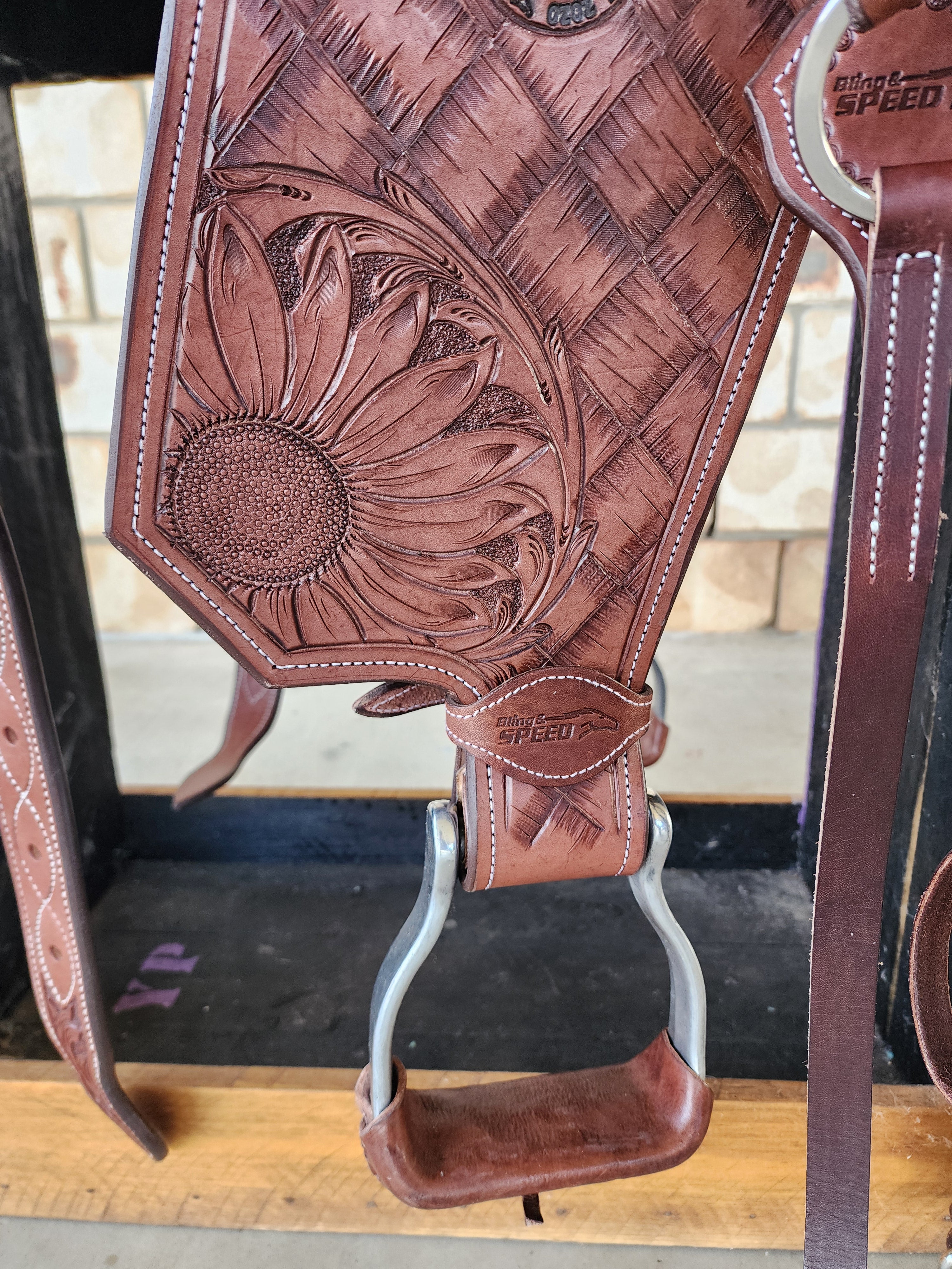 Leather Barrel Saddle - Sunny Days 14.5" FQHB, 7" Gullet