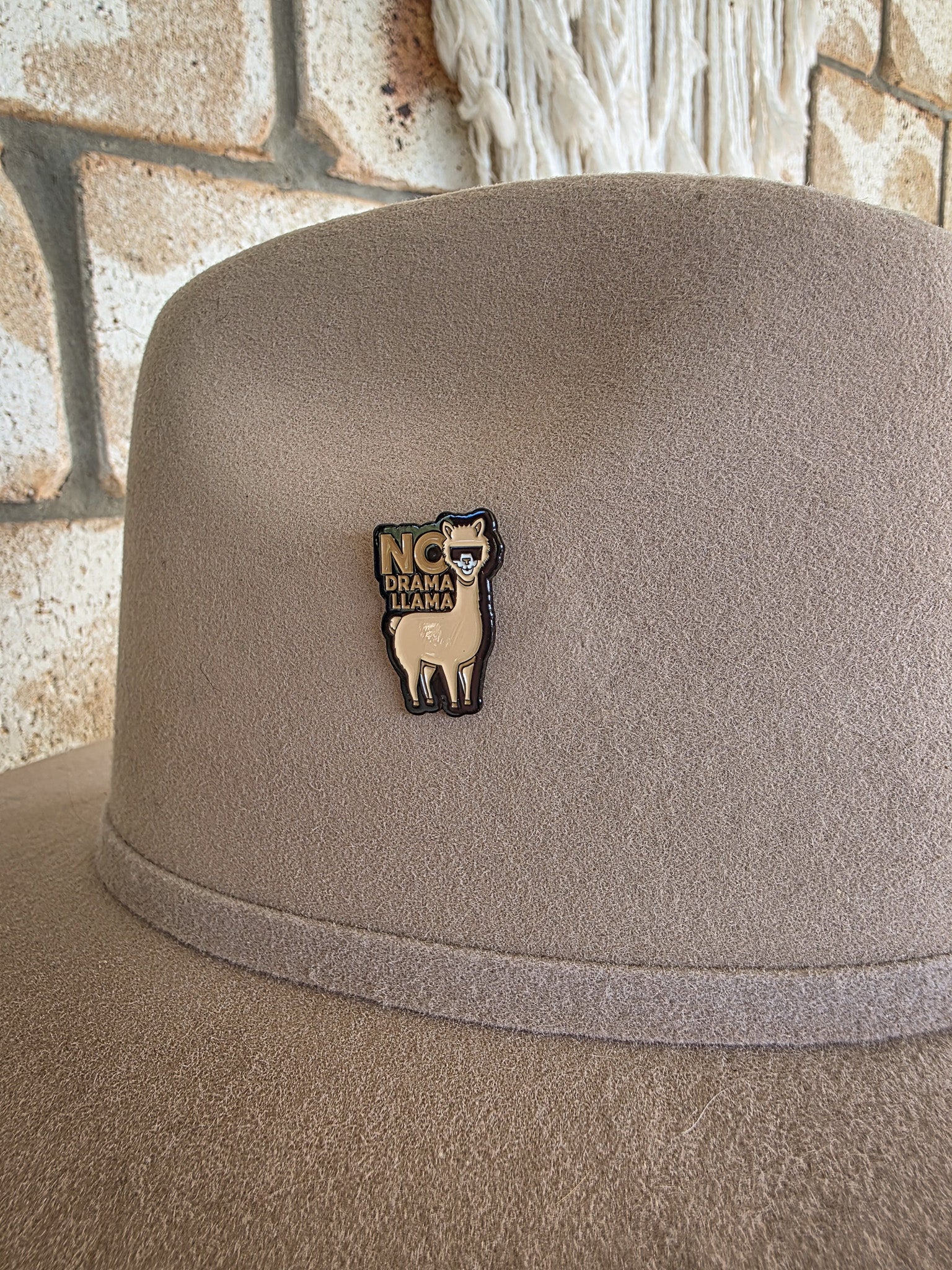No Drama Llama - Enamel Hat Pin