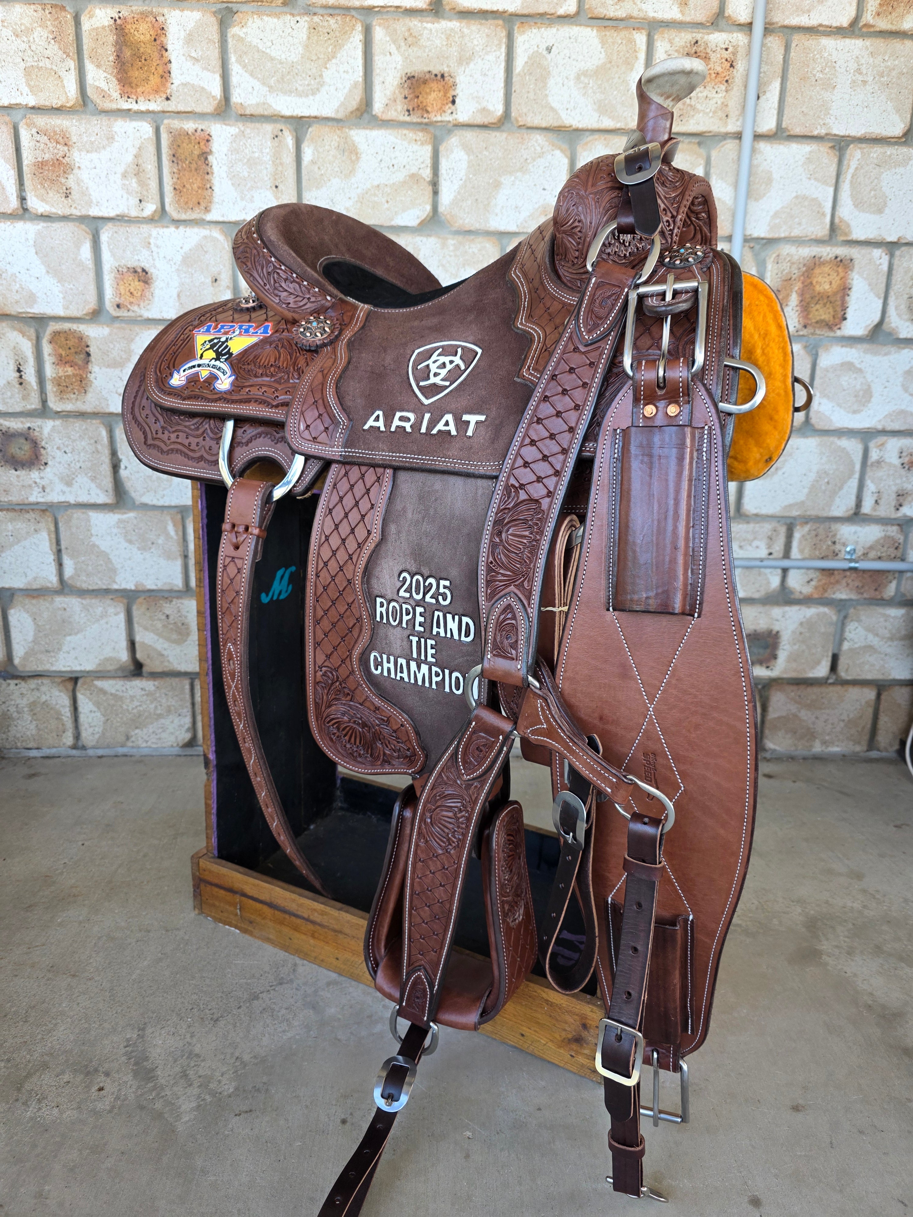 Bling & Speed Rope, Cutting & Steer Wrestling Trophy Saddles