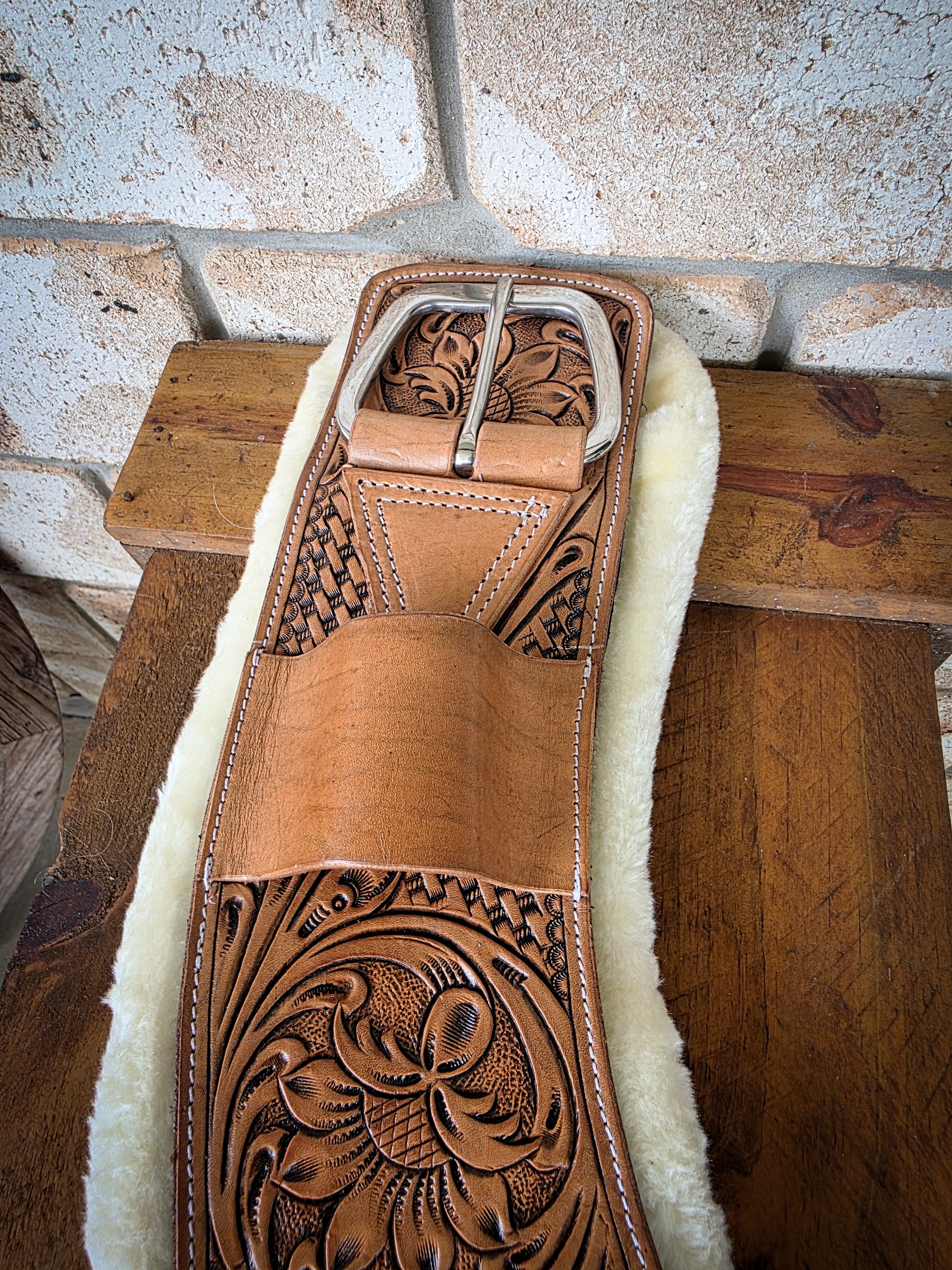 Tooled Shoulder Relief Girth with Removable Velcro Synthetic Wool Liner