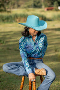 Load image into Gallery viewer, Desert Crown Felt Hat - Turquoise
