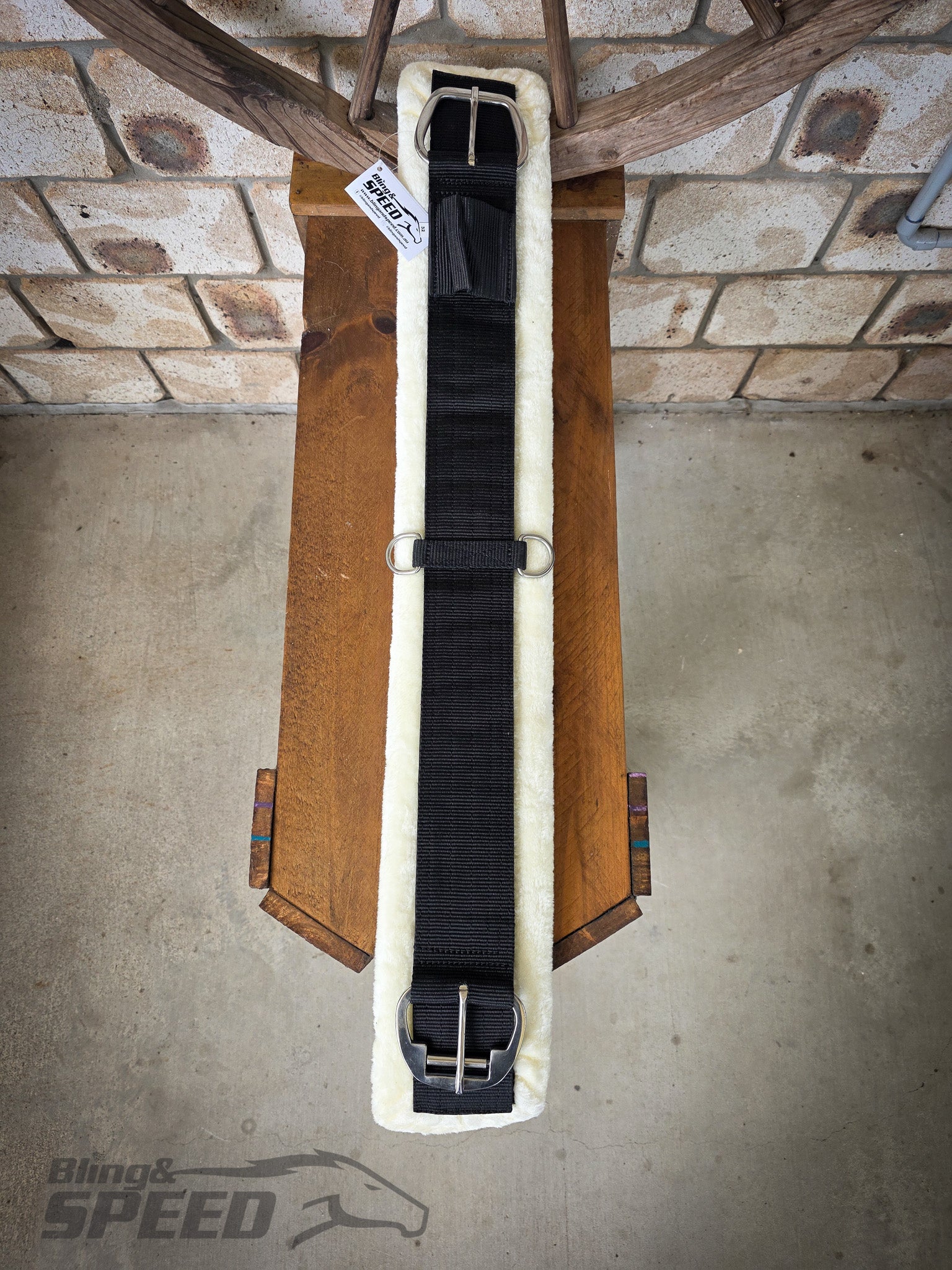 Nylon Wool-Lined Comfort Girth with Removable Wool Liner