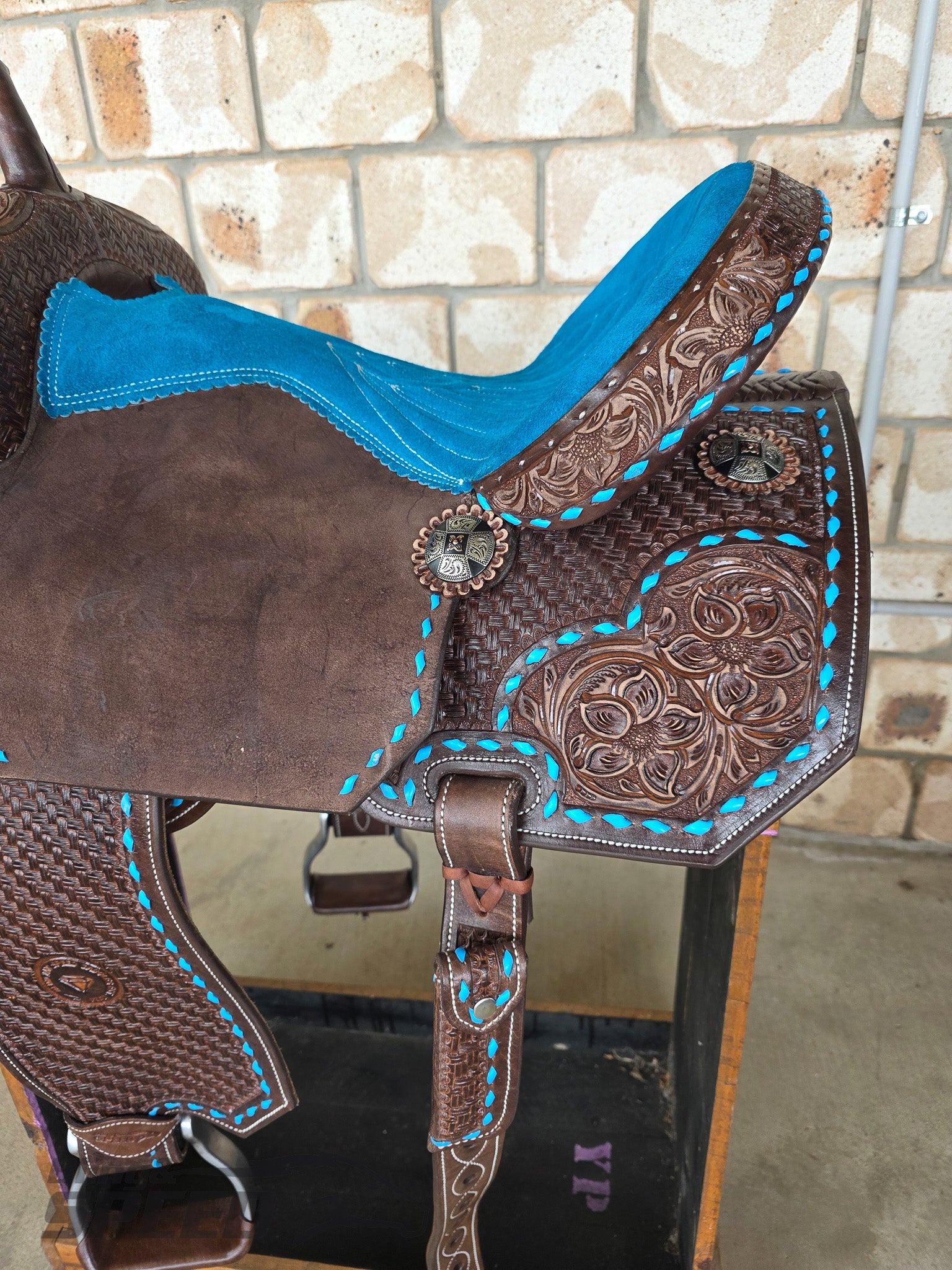 Leather Barrel Saddle - LBS11