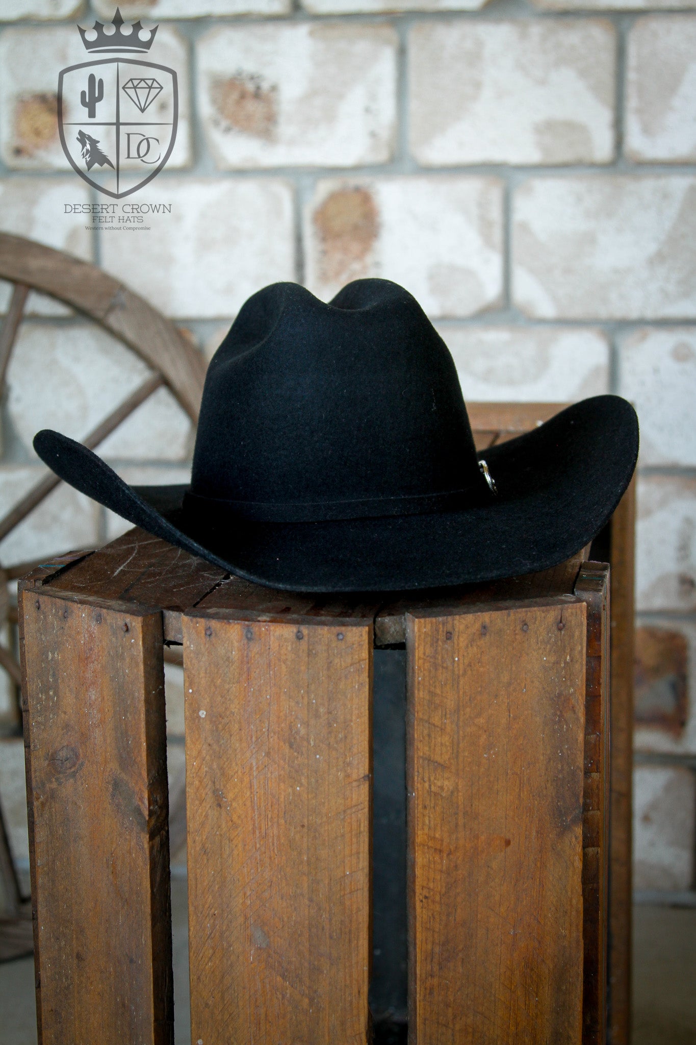Desert Crown Felt Hat - Black