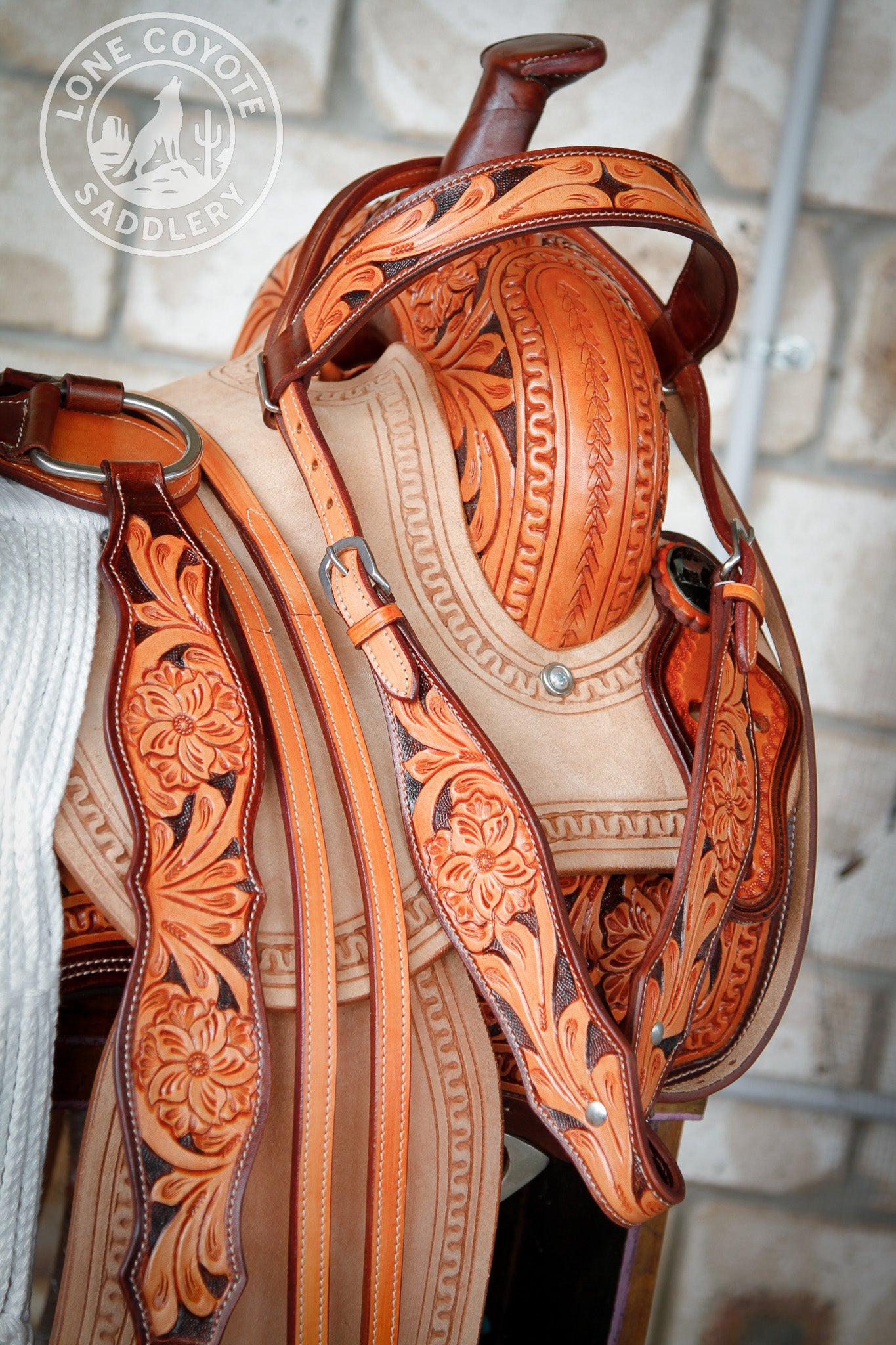 Lone Coyote Fully Mounted Barrel Saddle Package – PREORDER