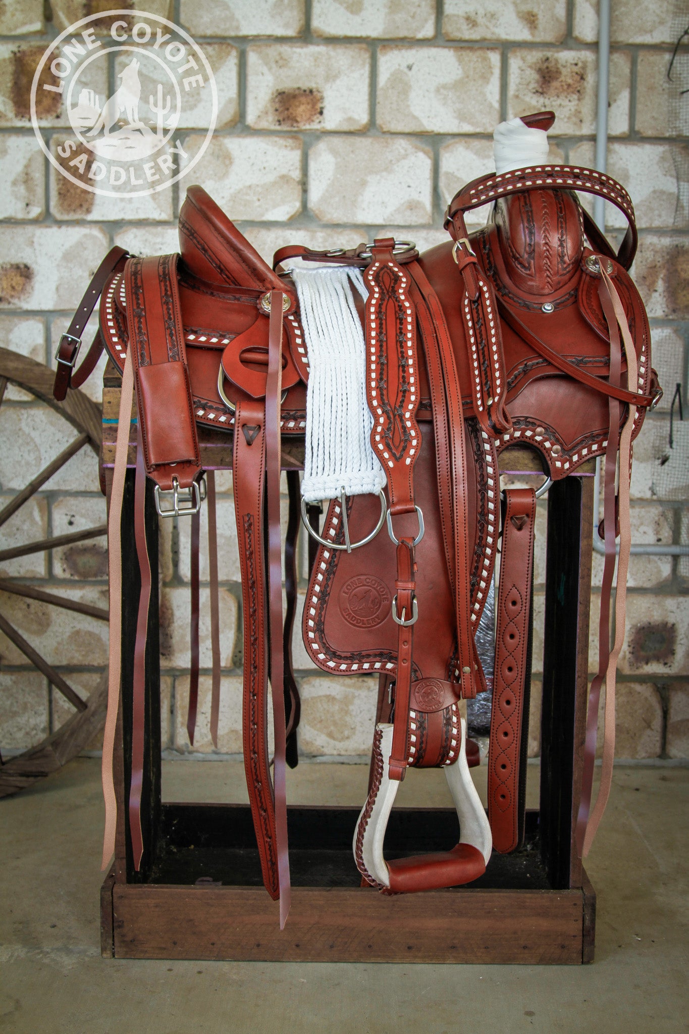 Lone Coyote Fully Mounted Ranch Saddle Set – 15"
