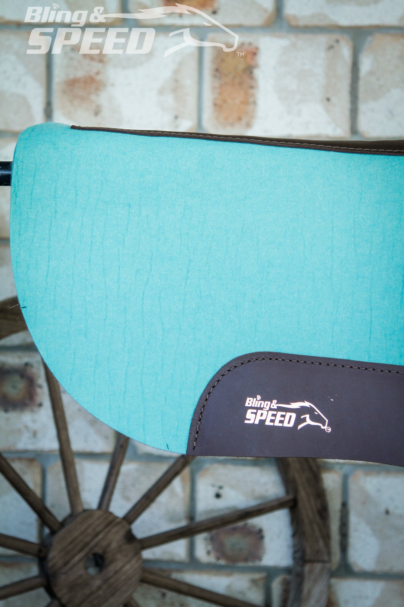 Mint Full Wither Relief - Round Skirt Merino Wool Barrel and Fender Saddle Pad