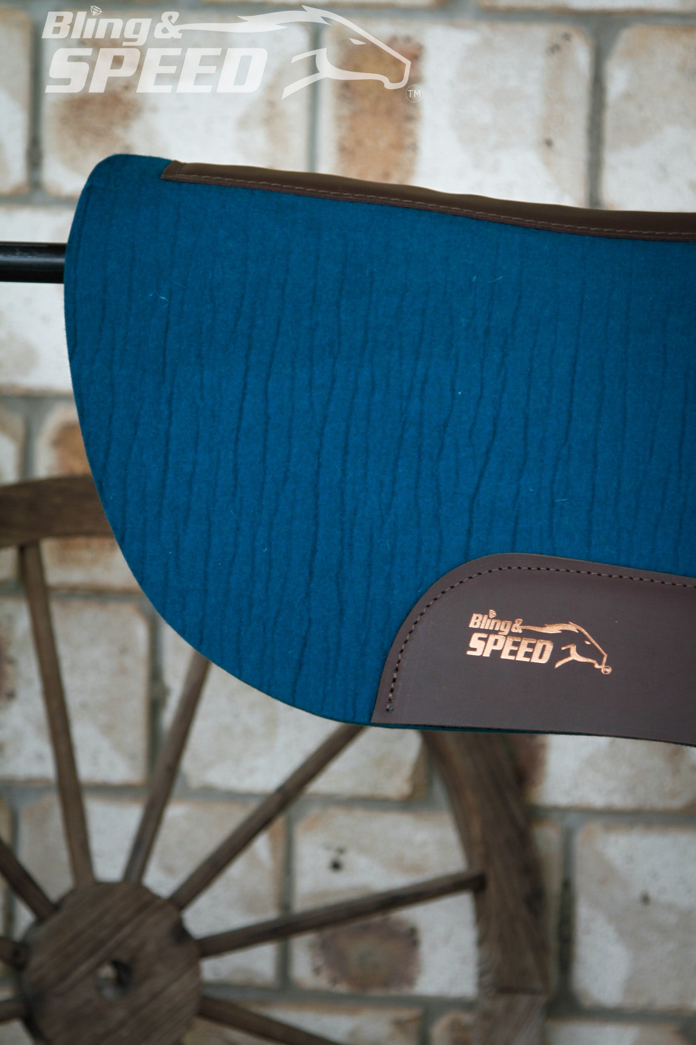 Peacock Full Wither Relief - Round Skirt Merino Wool Barrel and Fender Saddle Pad
