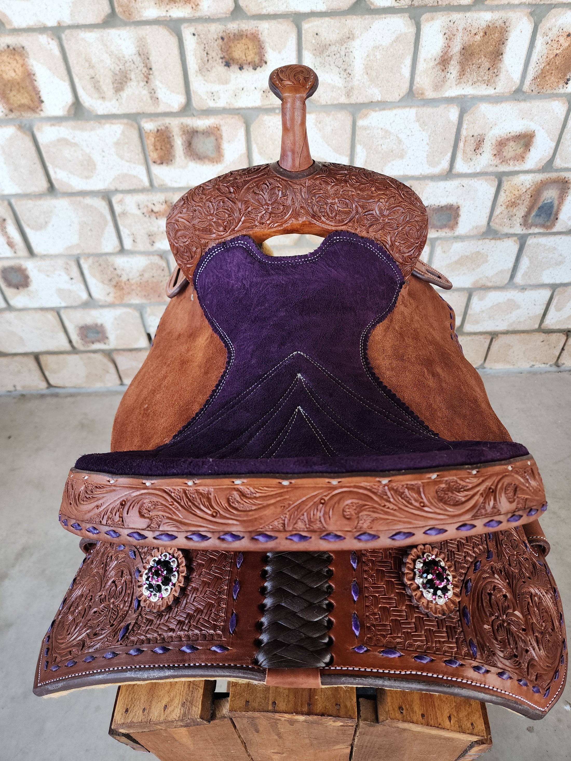 Leather Barrel Saddle - LBR5