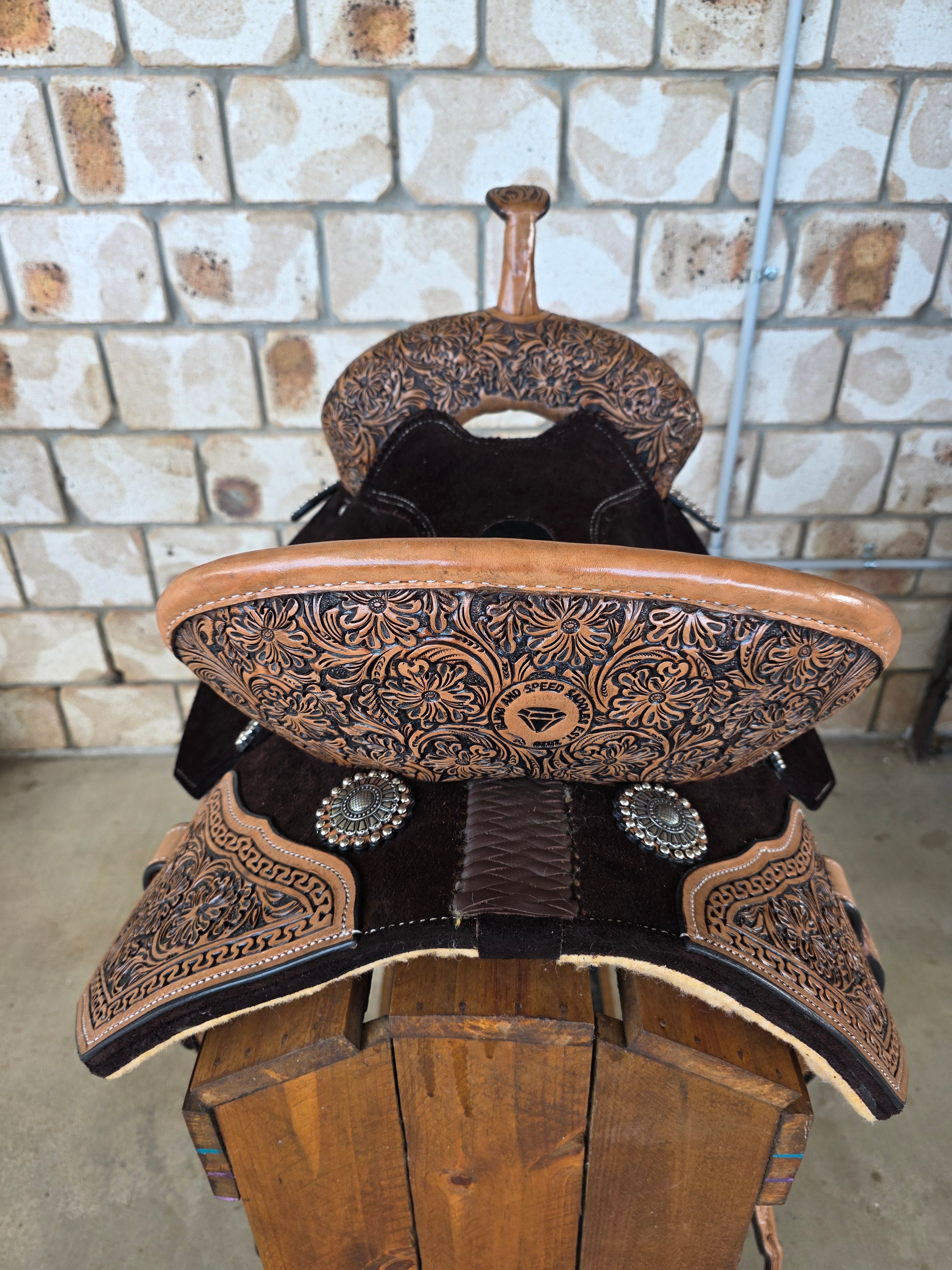Neoprene Leather Mix Barrel Racing Saddle - NLBS1