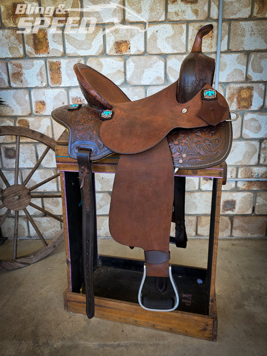 Leather Barrel Saddle - 15" Seat. FQHB 7" Gullet