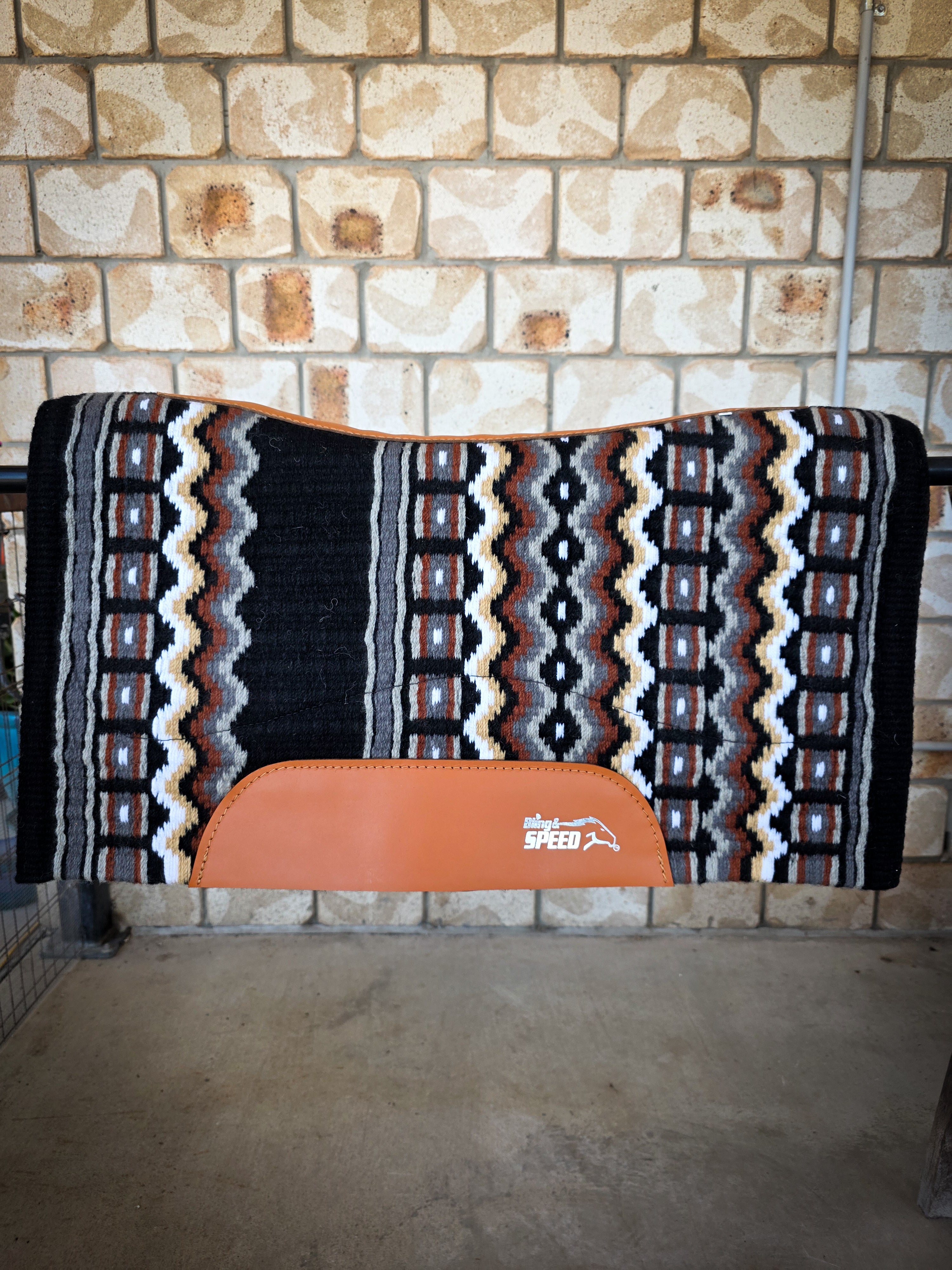 60. Dust & Smoke Unicorn Saddle Pad