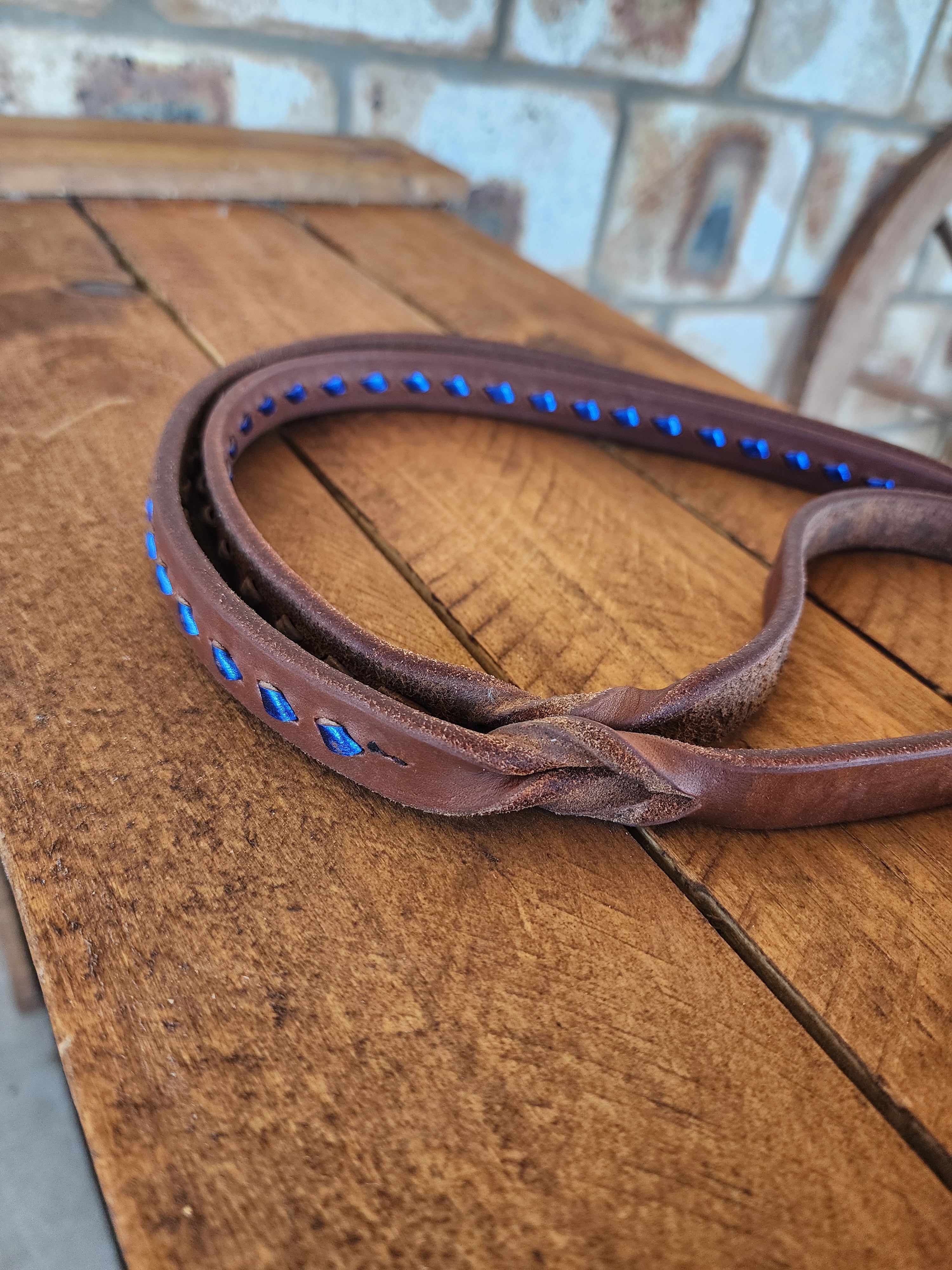 Bling & Speed Twisted Bloodknot Buckstitched Barrel Reins - Metallic Blue