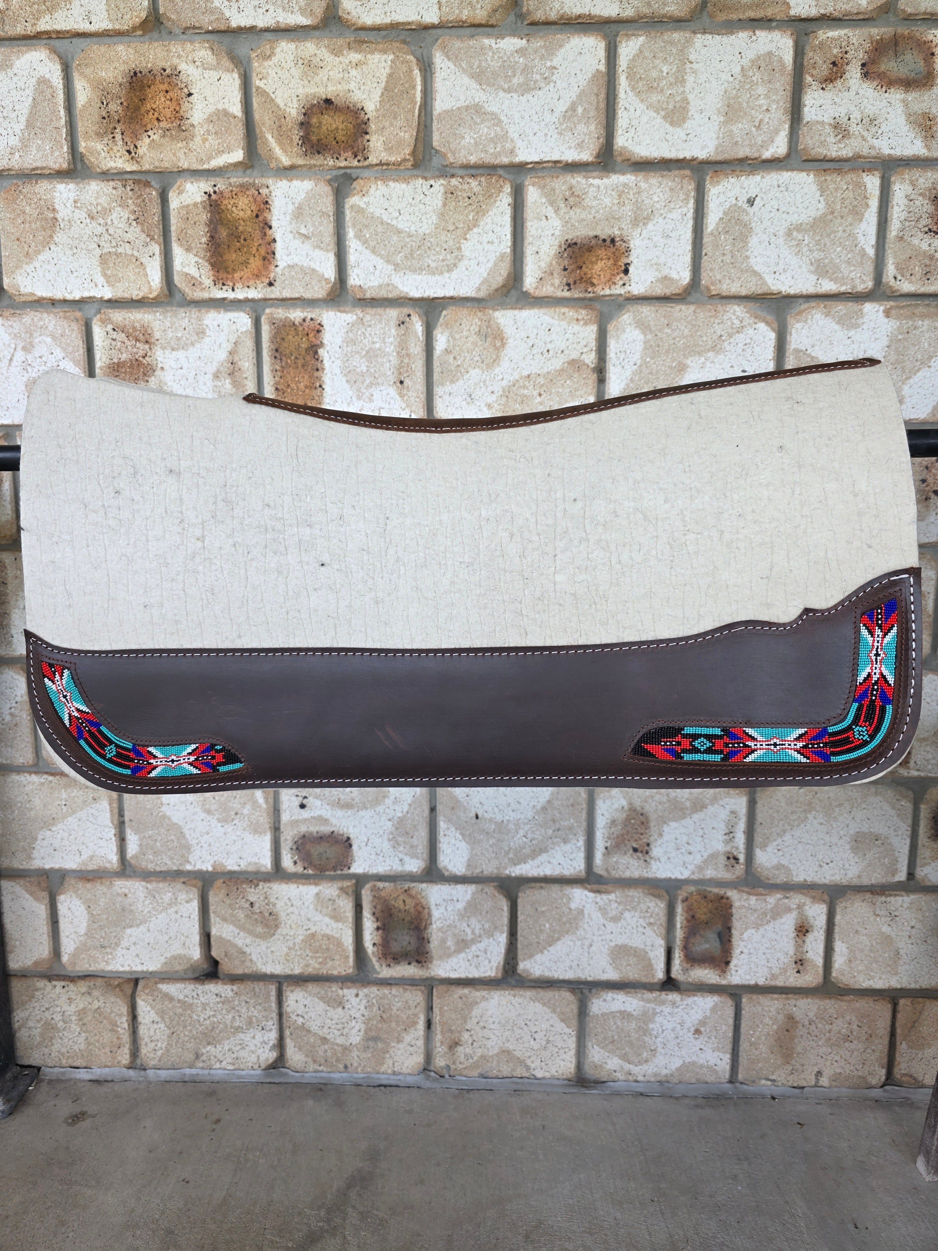 Full Wither Relief Merino Wool Felt Saddle Pad - Beaded White