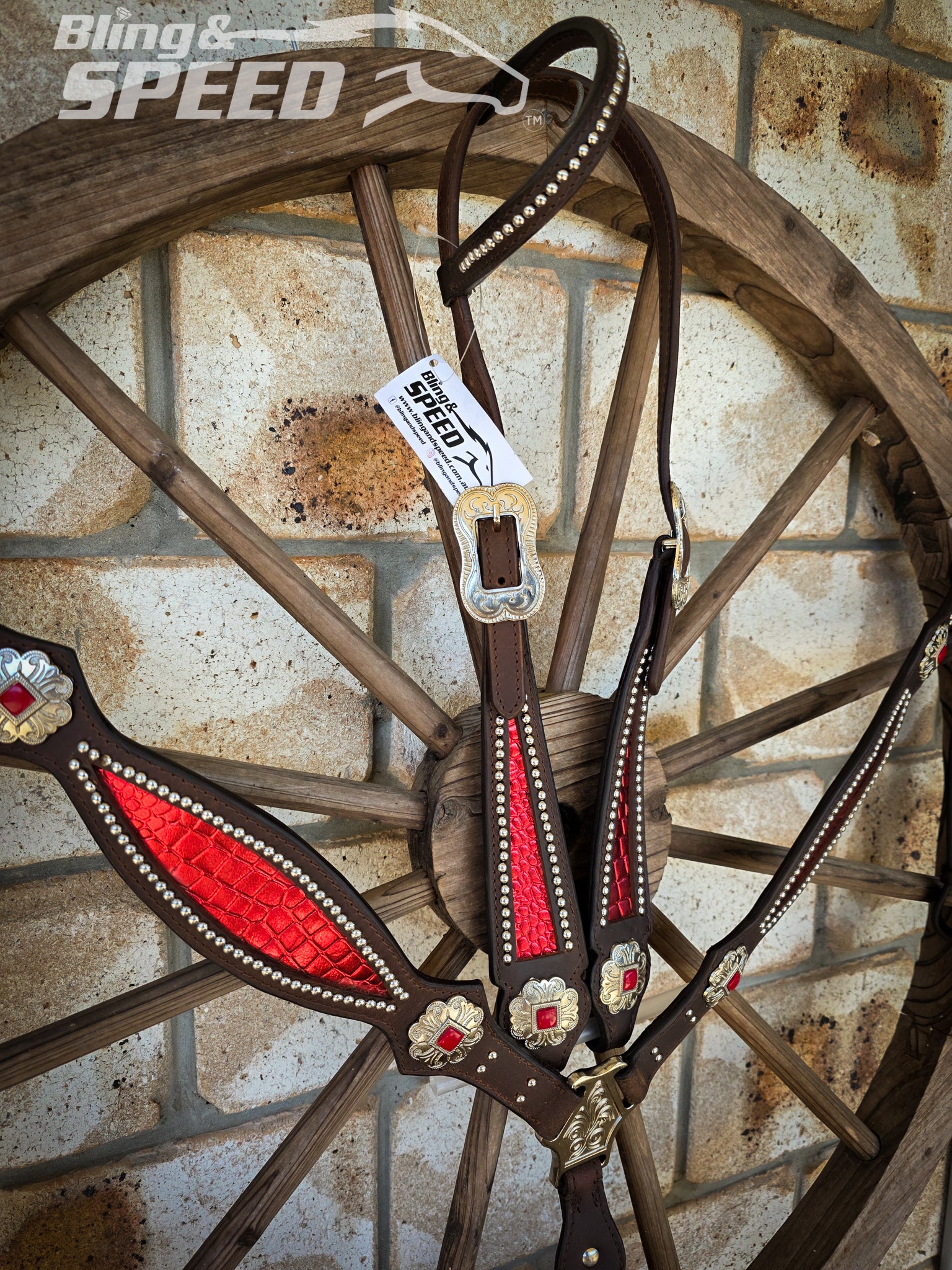 Red Croc Inlay Tack Set