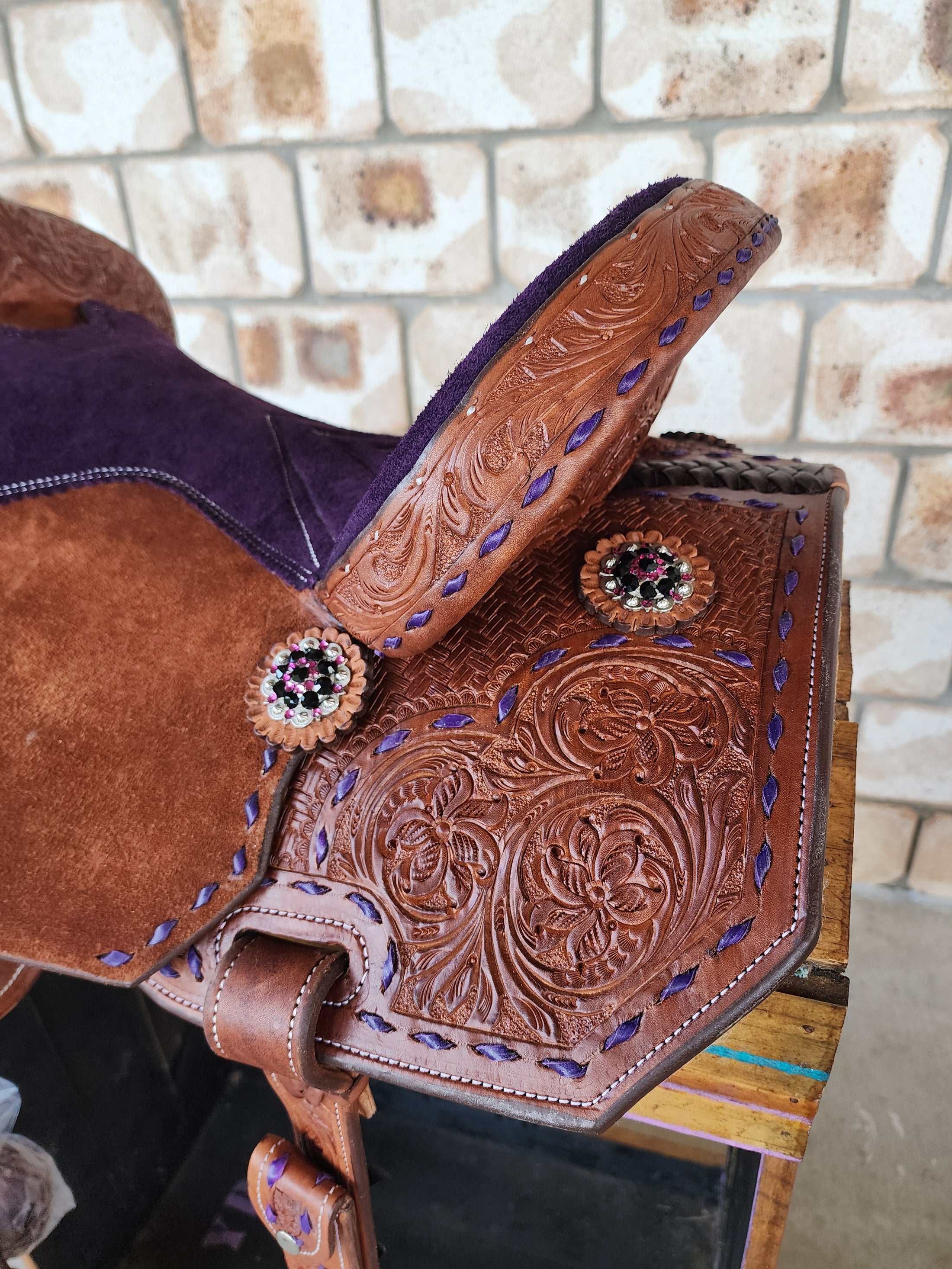 Leather Barrel Saddle - LBR5