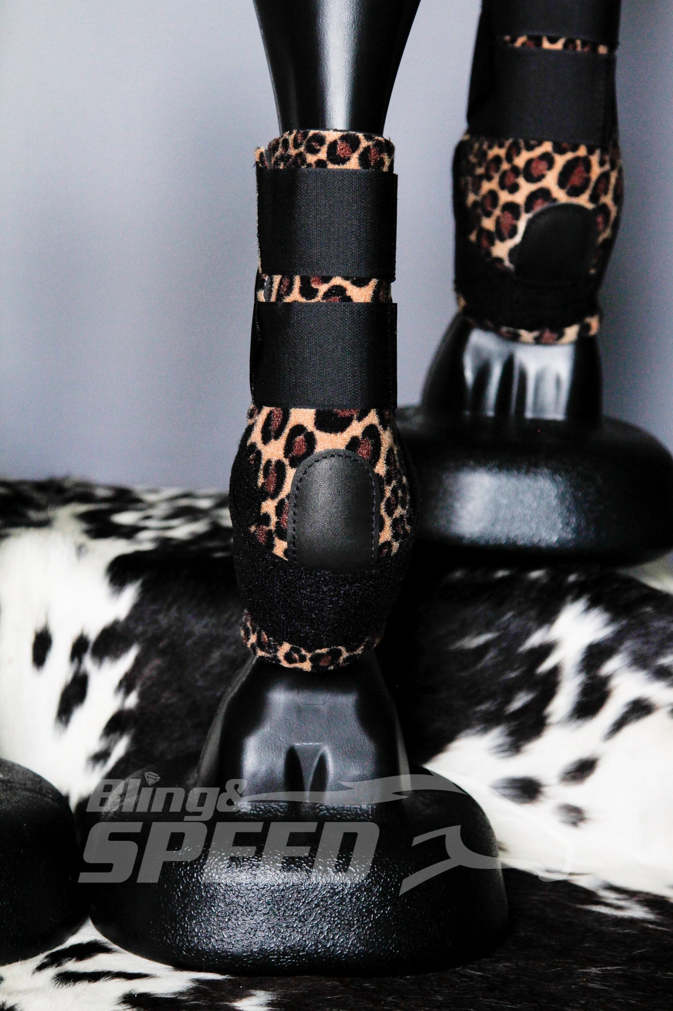 BLACK Medium H20 Front & H20 Rear Cheetah Sports Support (7873221492974)