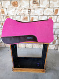 Load image into Gallery viewer, Wither Relief Saddle Pad - Pink (7954226381038)
