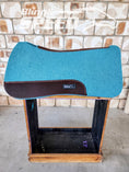 Load image into Gallery viewer, Wither Relief Saddle Pad - Turquoise (7954225234158)
